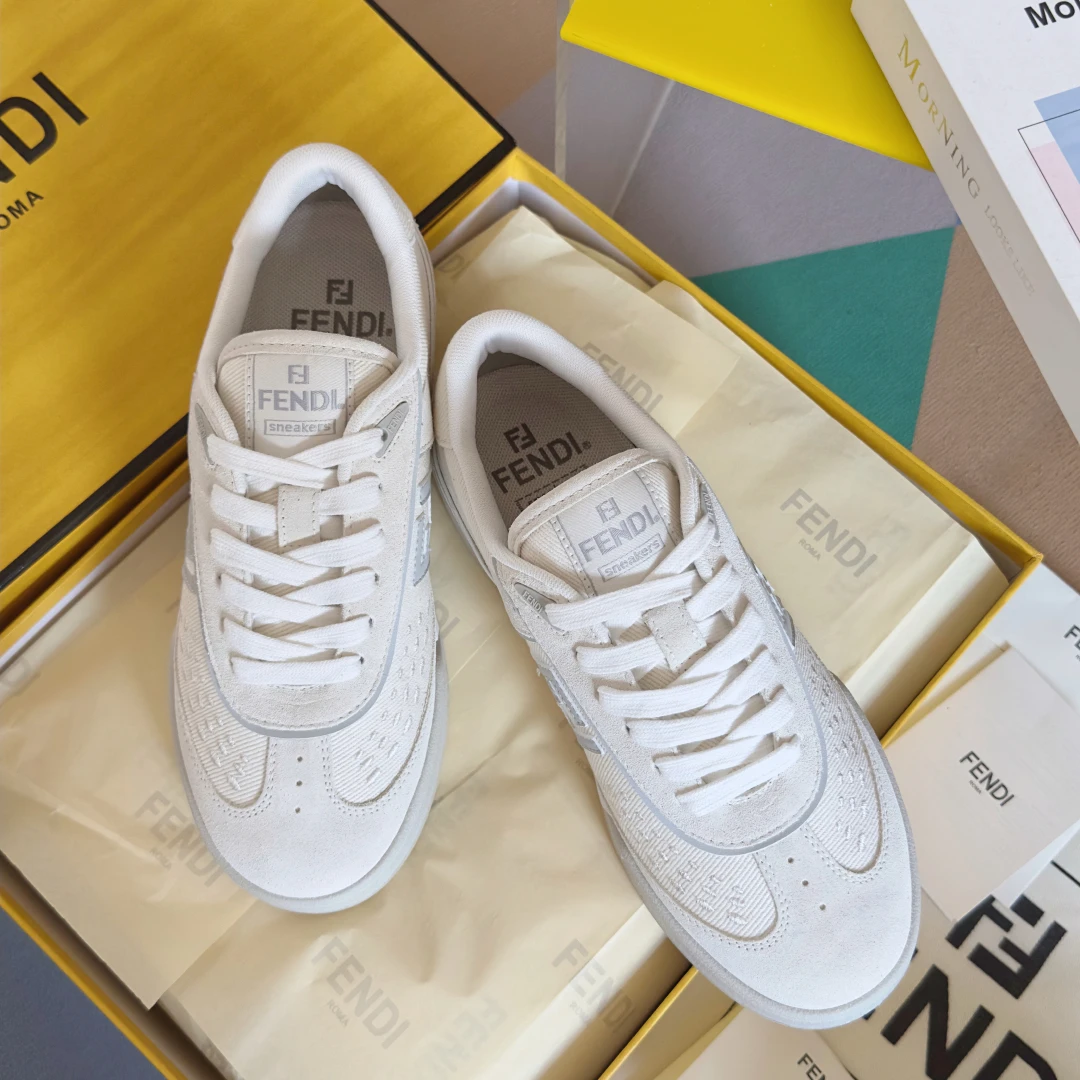 Fendi Sneakers — 1ab7b566