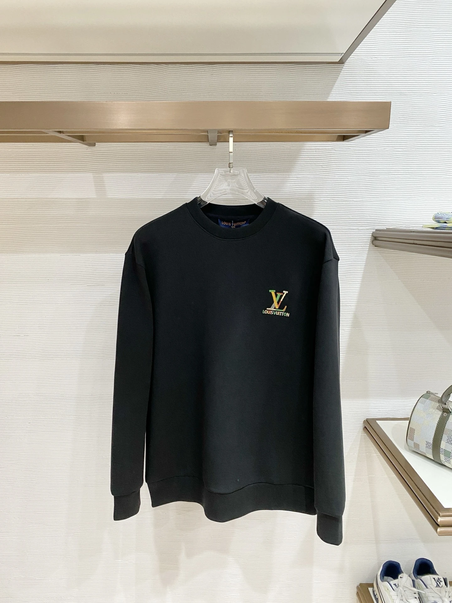 Louis Vuitton Sweatshirts — 87919a4a