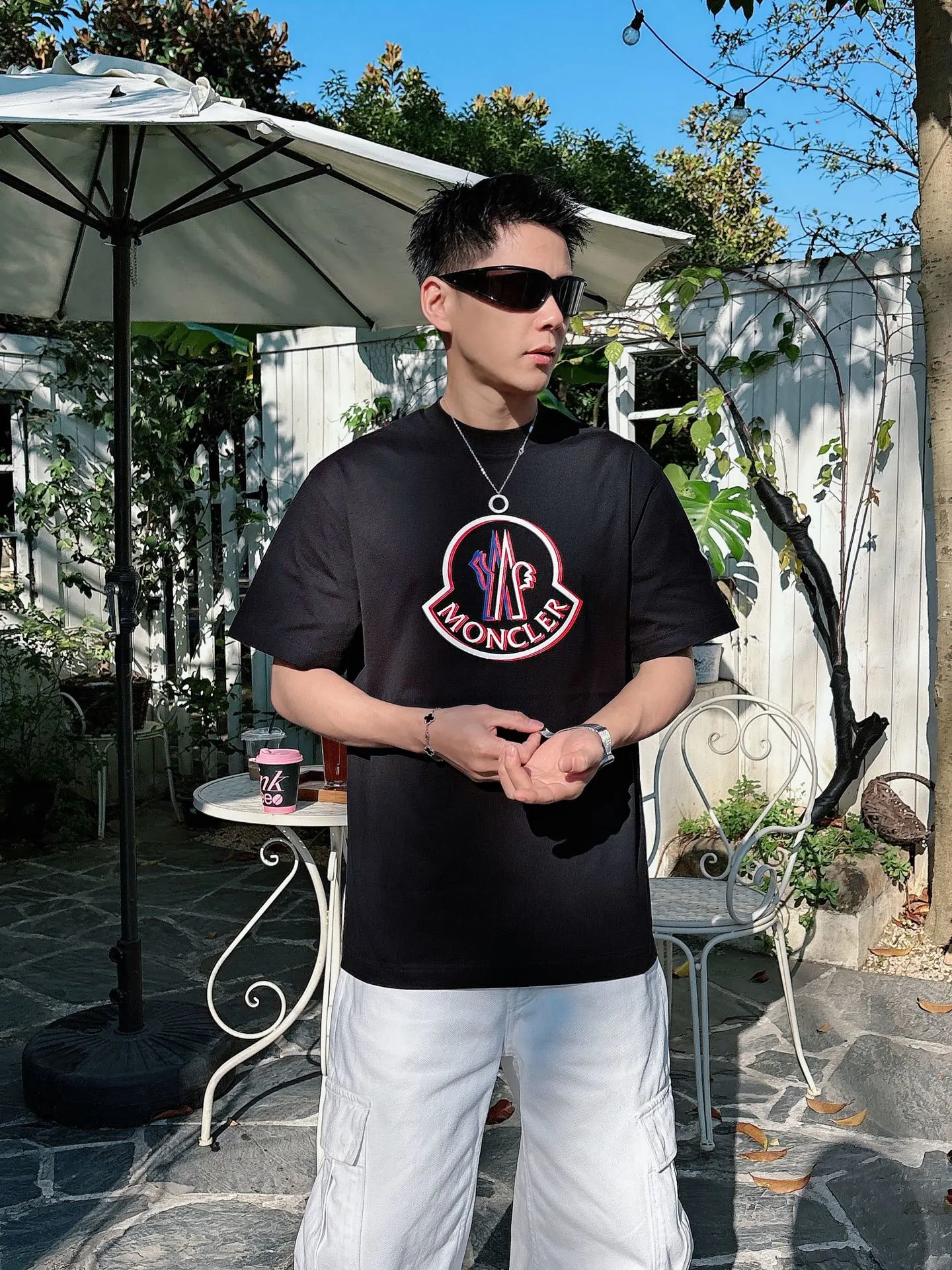 Moncler T-Shirt — b9840223