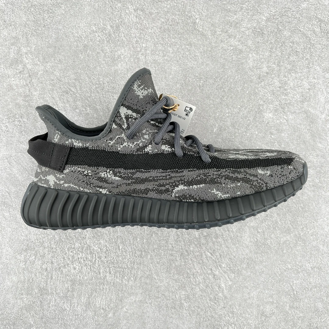 Adidas Shoes — 9ad5921e