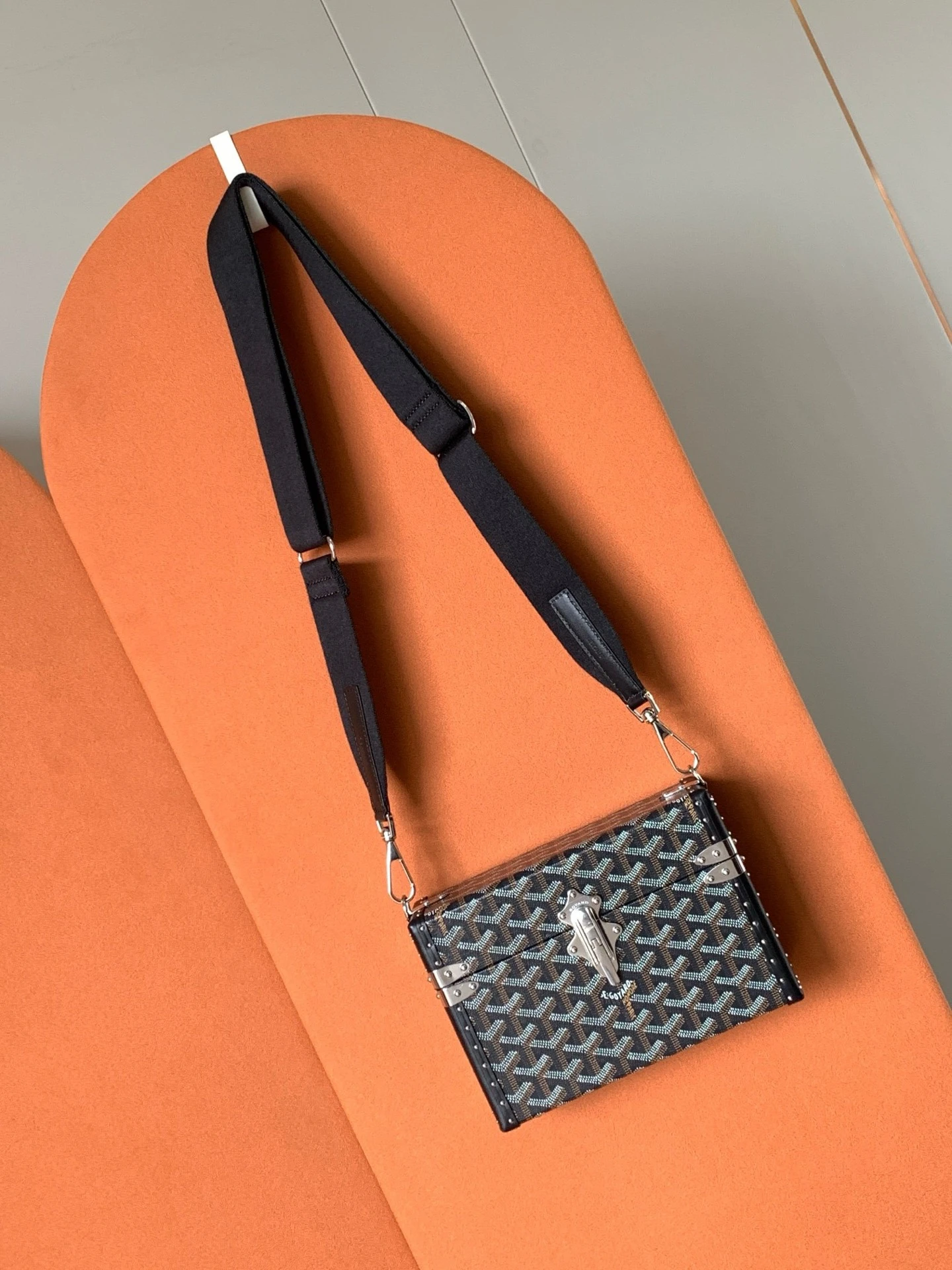 Goyard Crossbody Bags — 779ad9d2