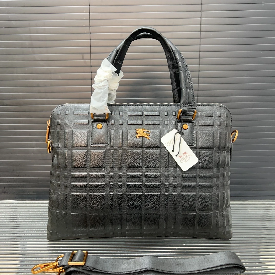 Burberry Bag — e5a510d3