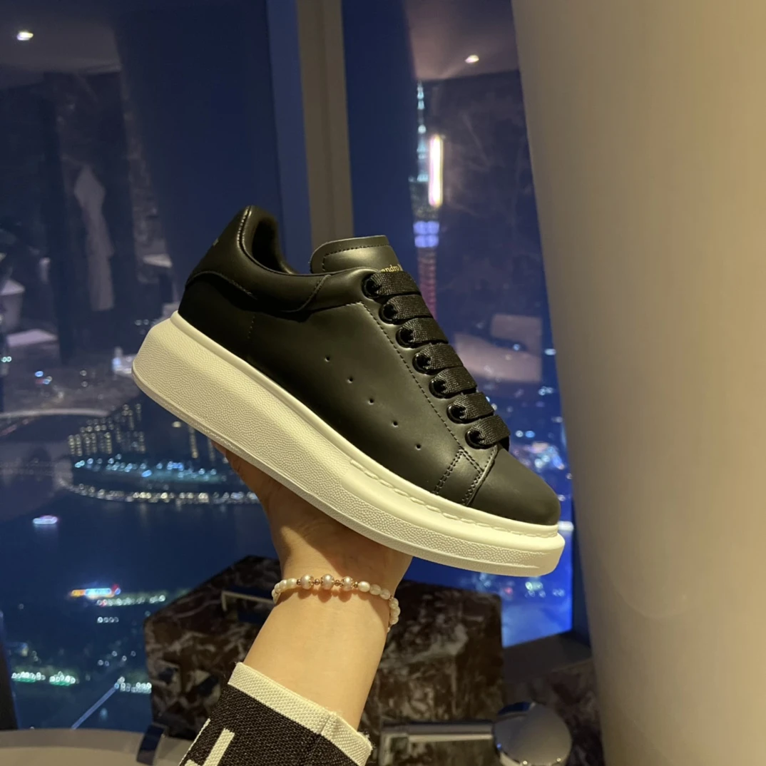 Alexander McQueen Sneakers — fe4174cf