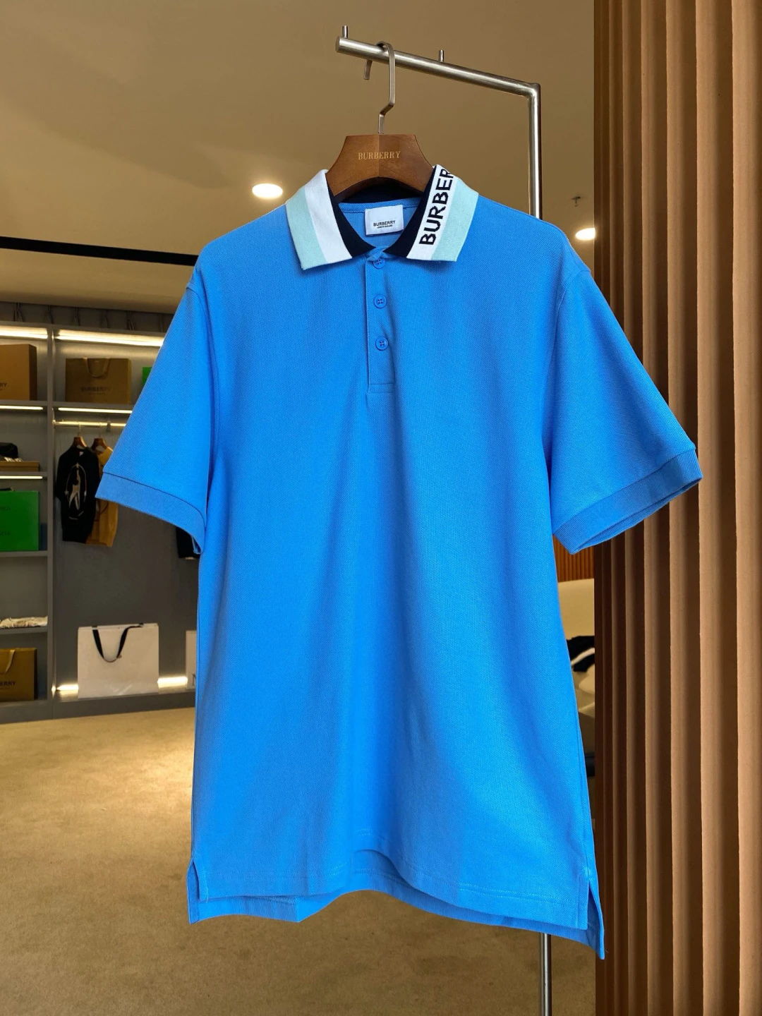 Burberry T-Shirt — fc0a590d