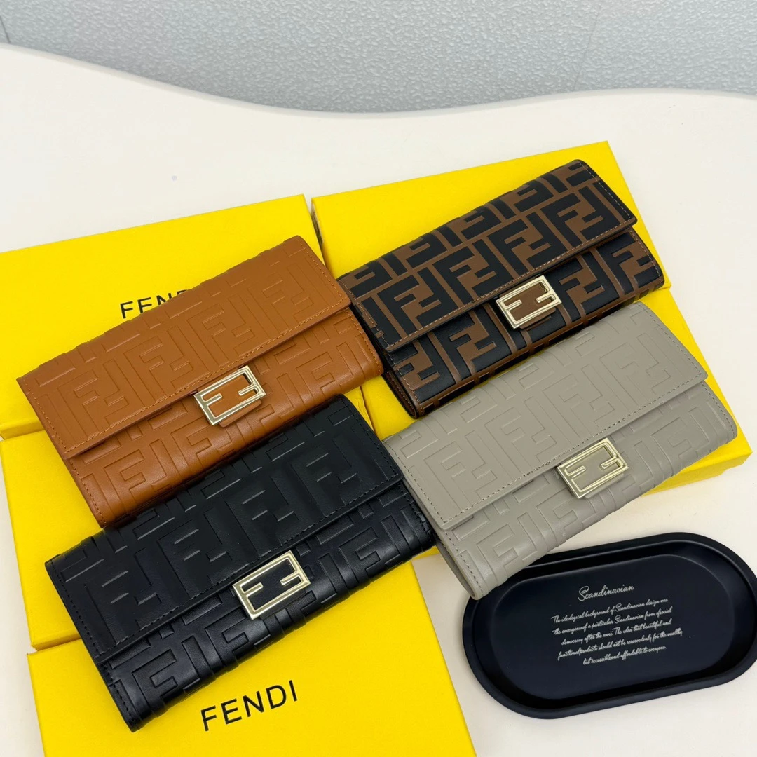 Fendi Bag — fc8f362d