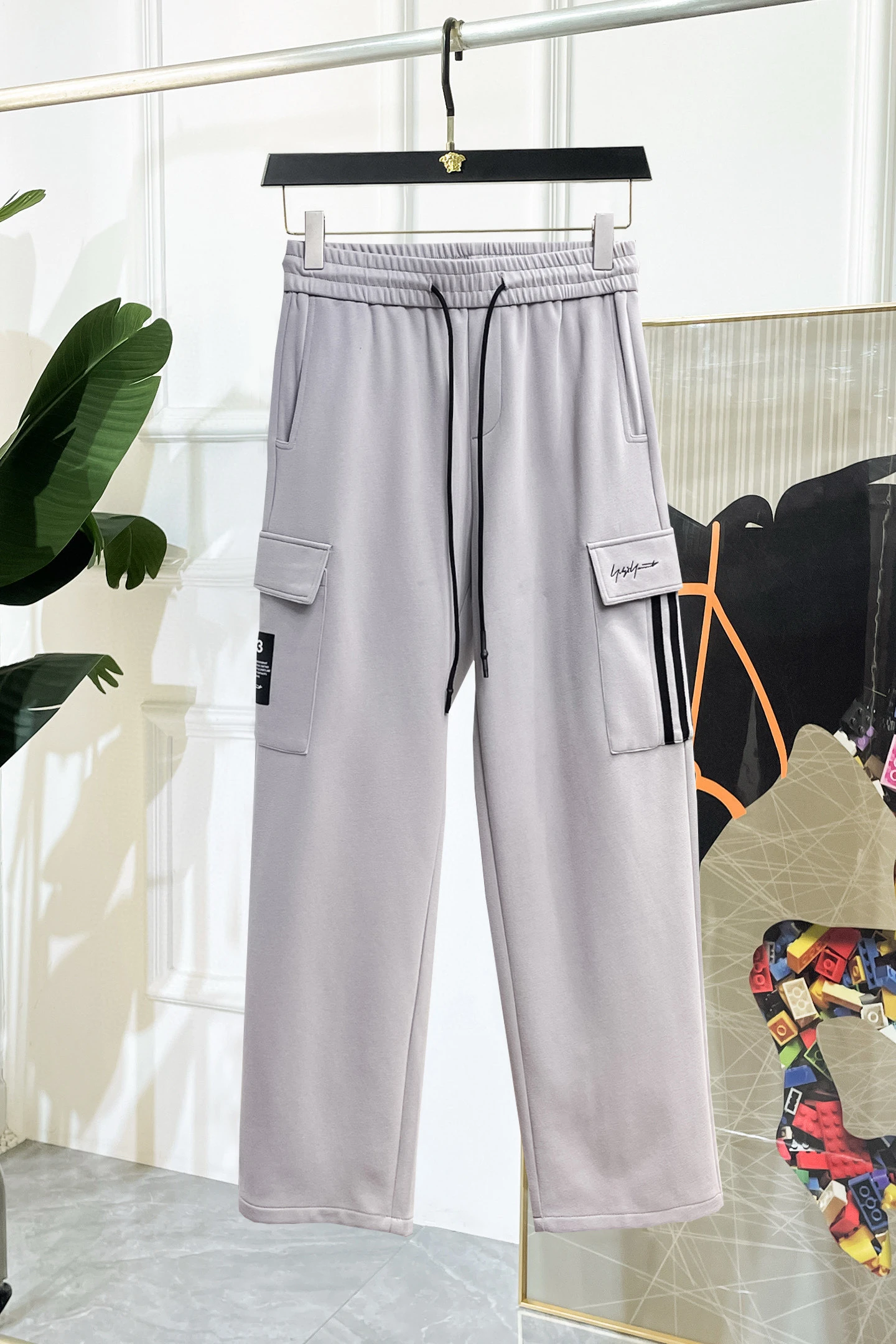 Trousers — 5e705eb2