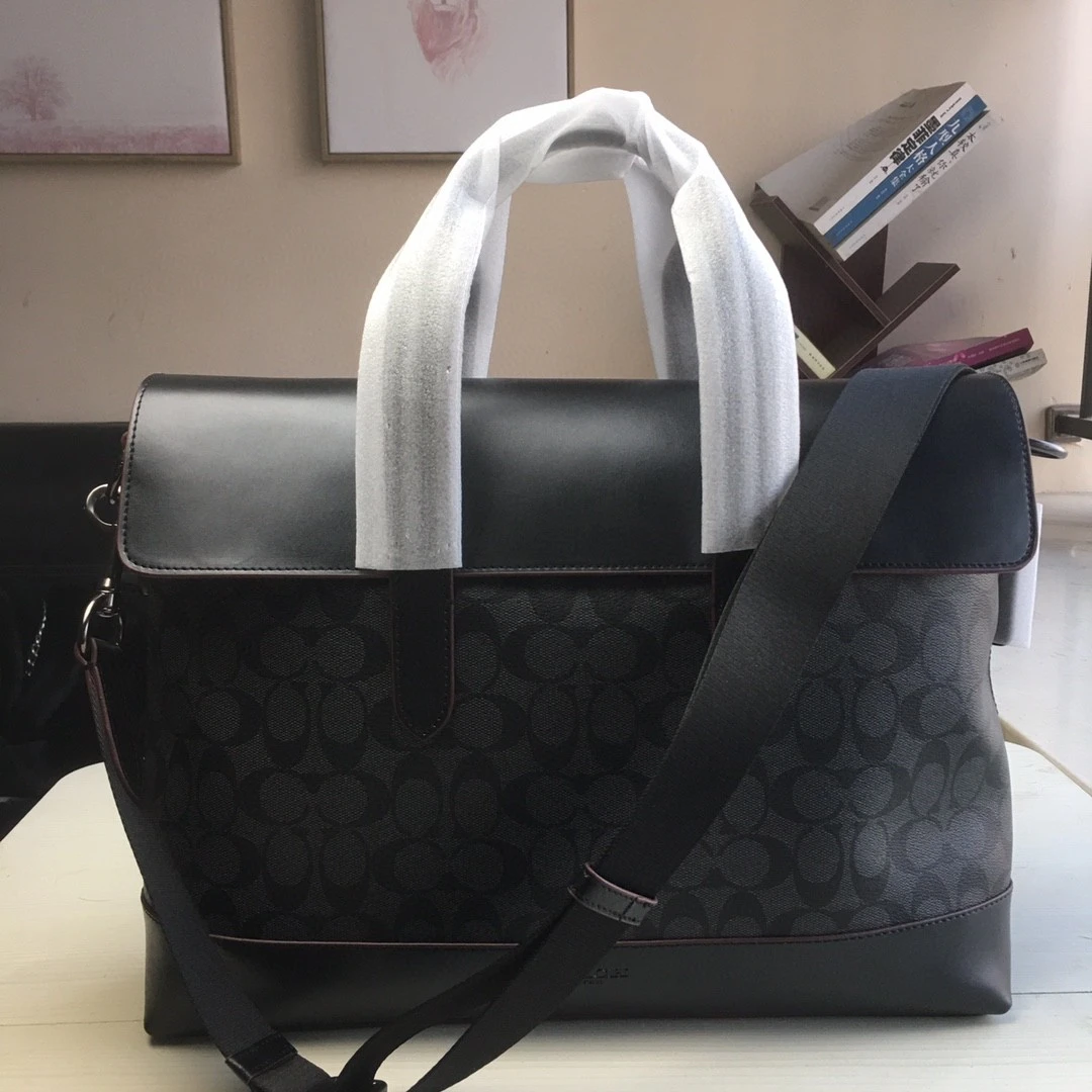 Coach Bag — d9b0aafe