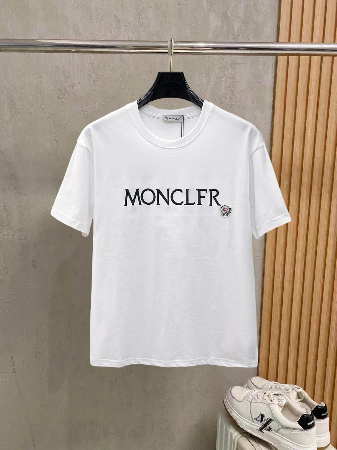 Moncler T-Shirt — 0091c1c5