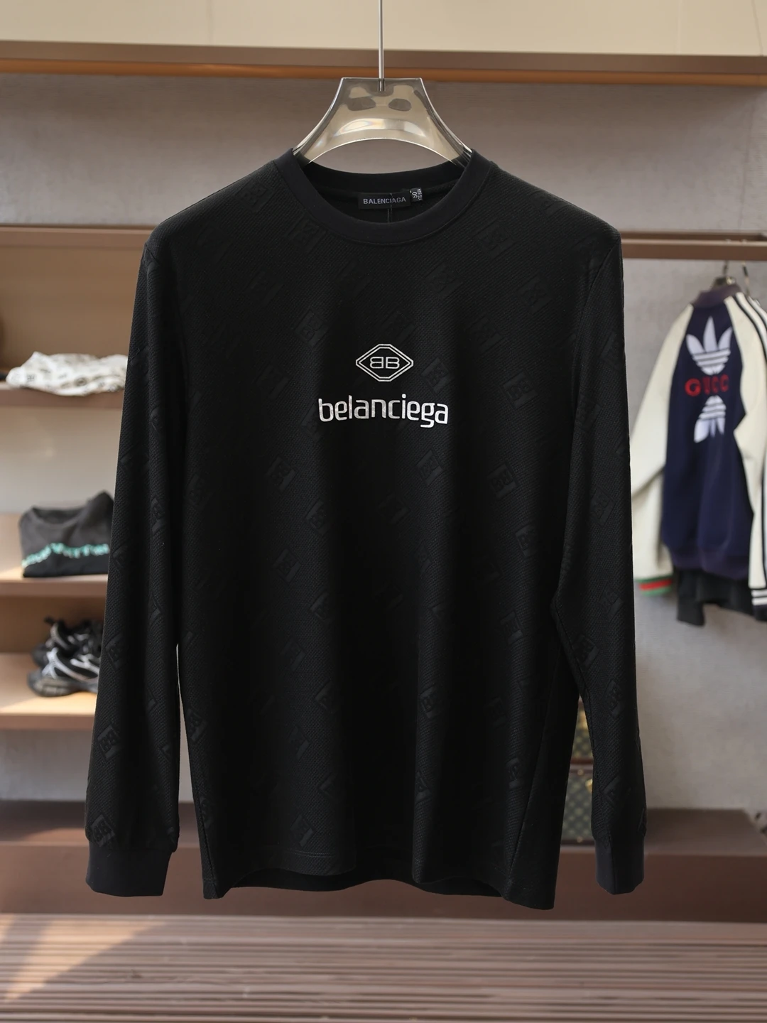 Balenciaga T-Shirt — fd0d5eb7
