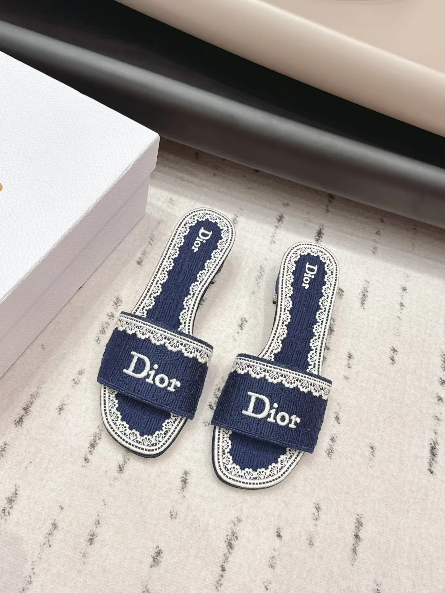 Dior Slippers — 039ef6a1