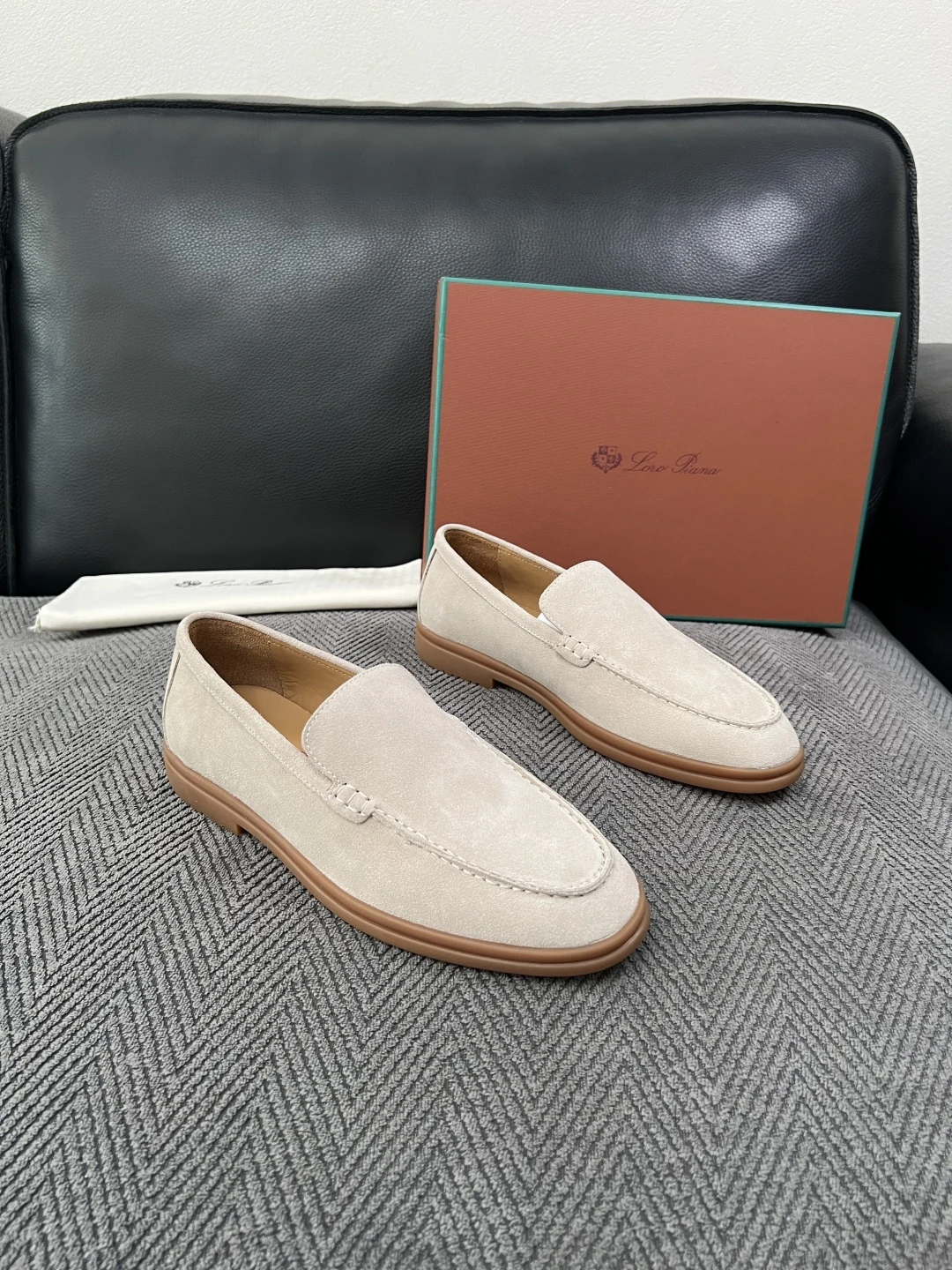Loro Piana Shoes — e0147997