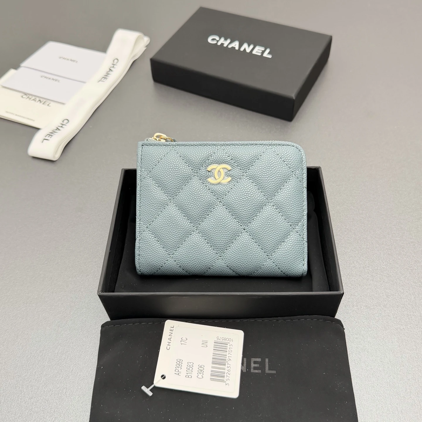 Wallets — f9ae34ee