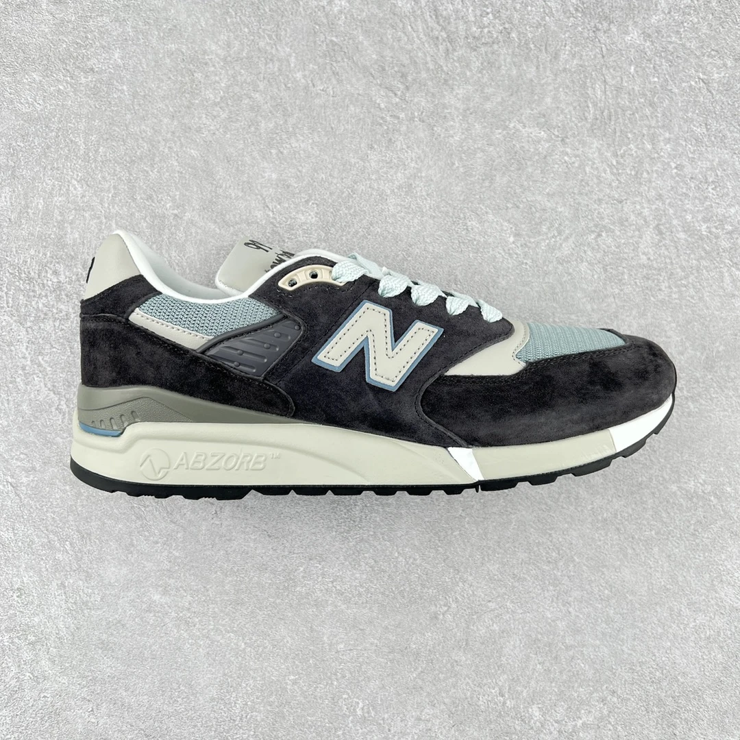 New Balance Sneakers — 42326439