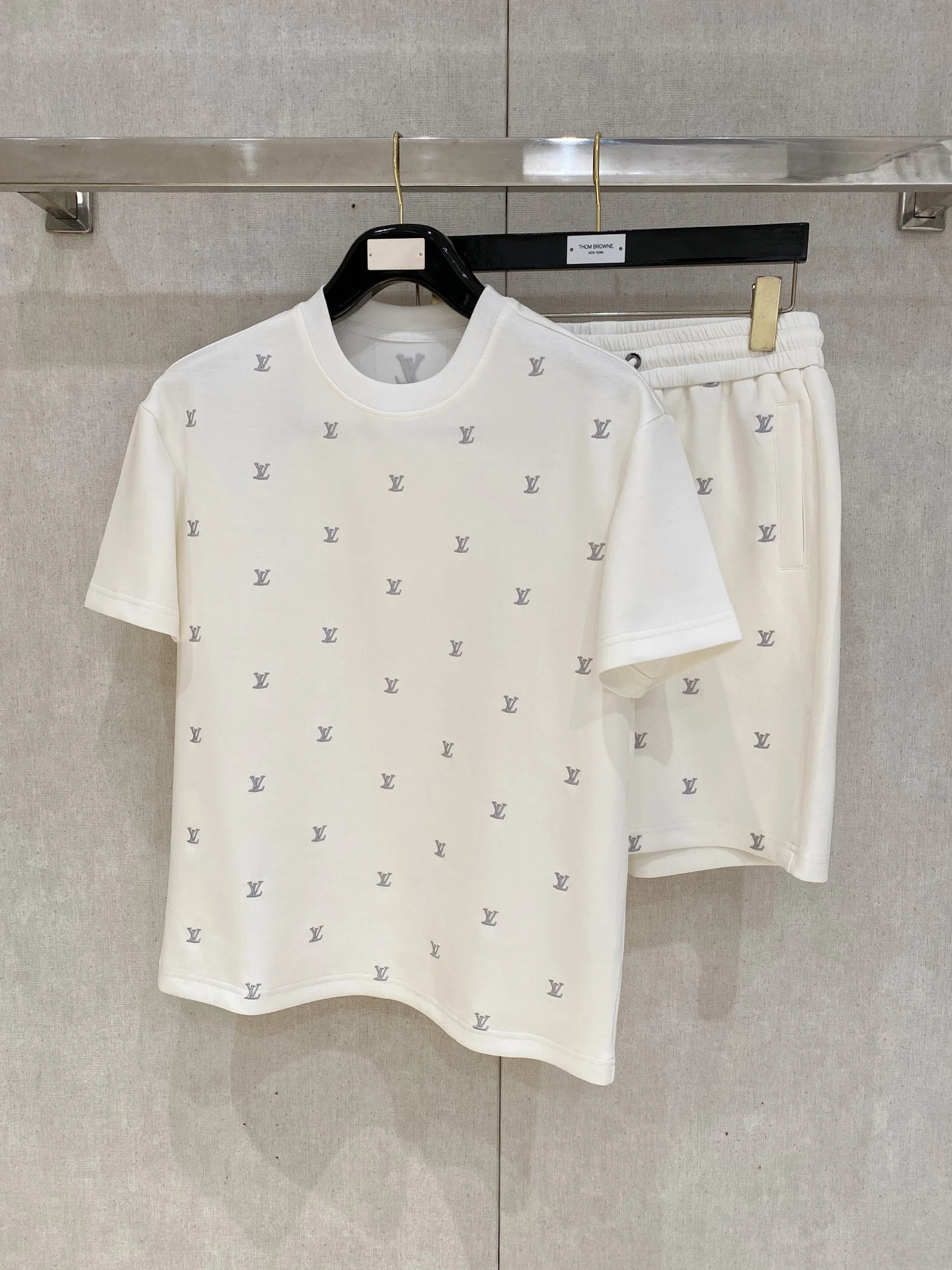 Louis Vuitton Matching Sets — 2b1f835e