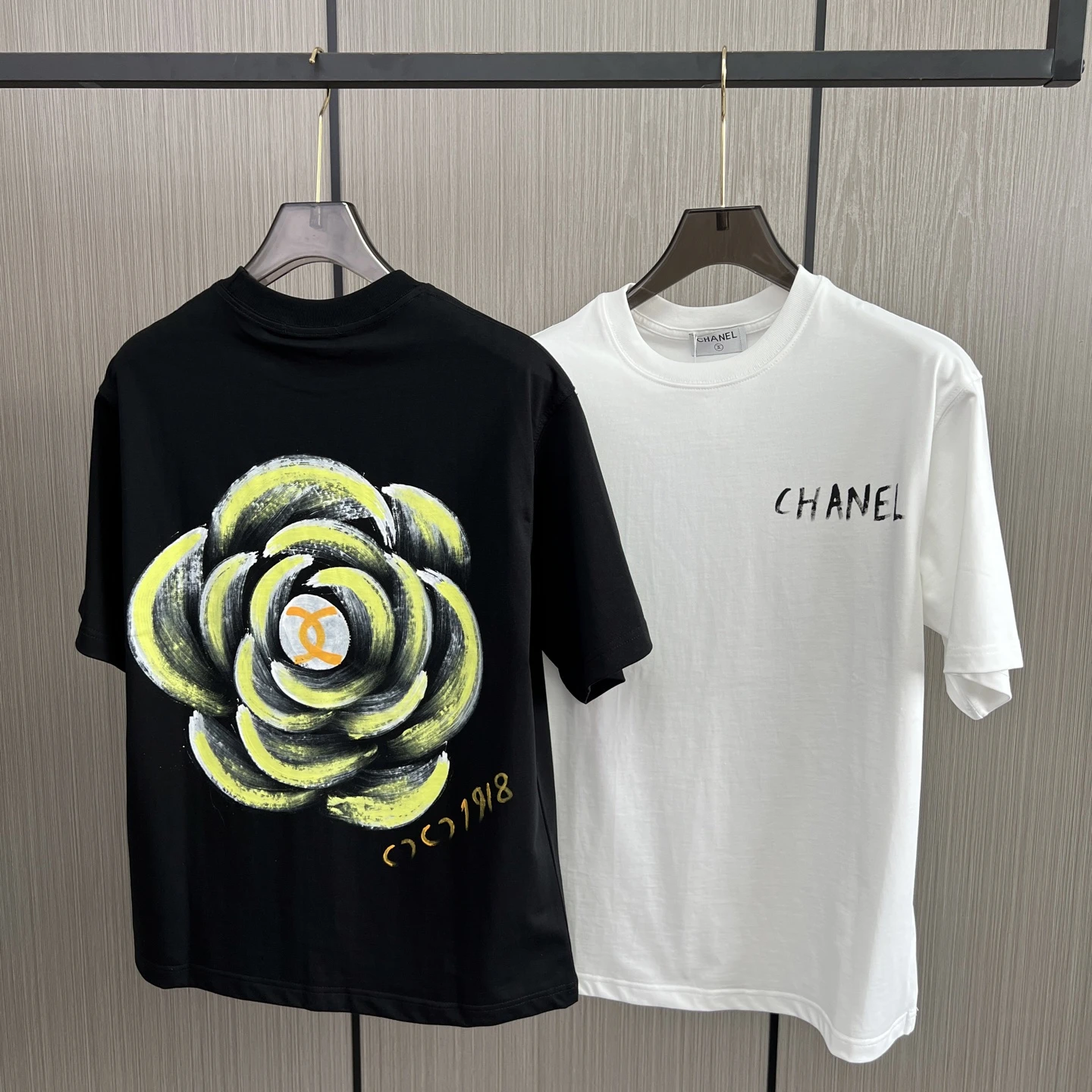 Chanel T-Shirt — 170fd858