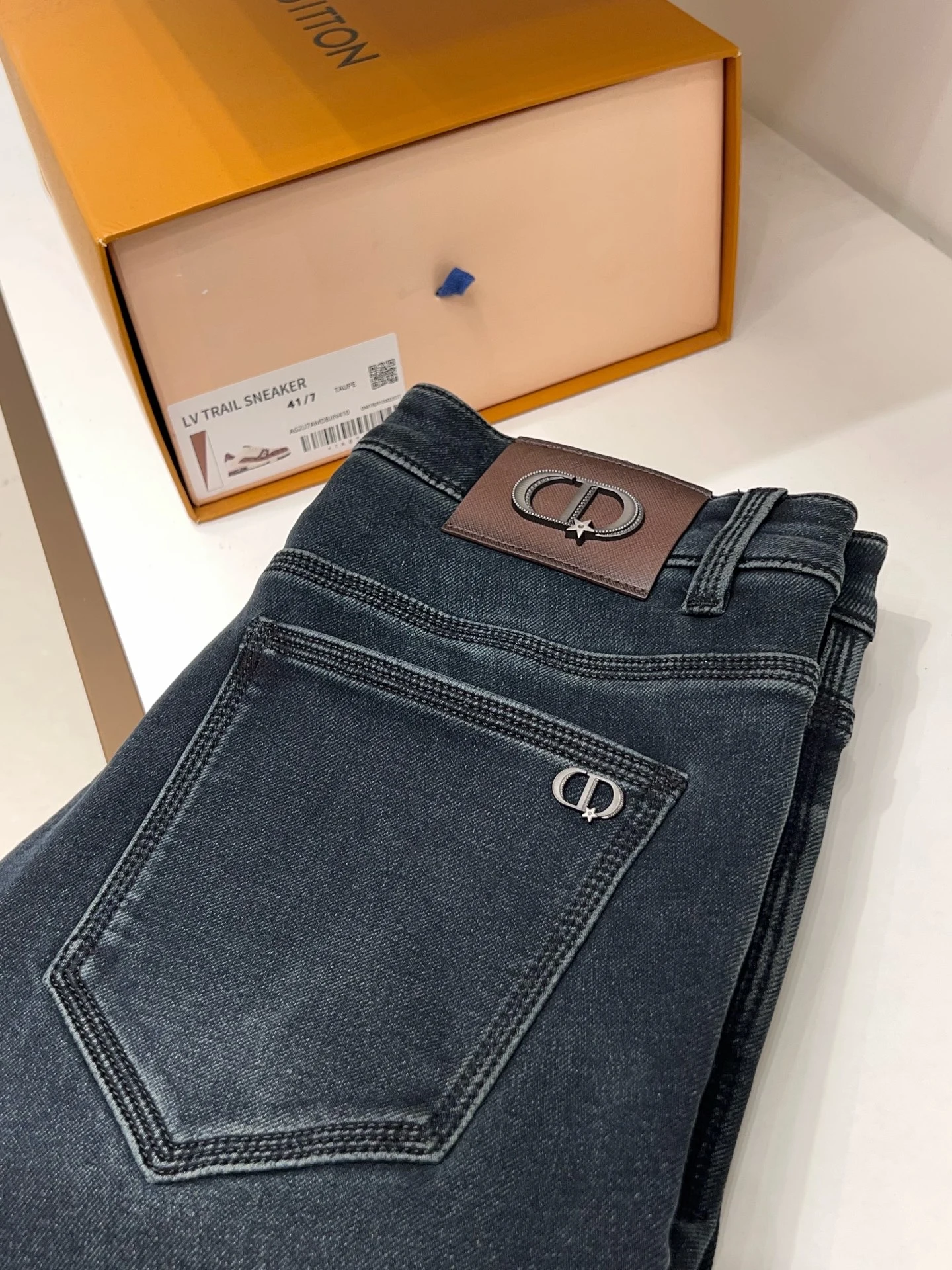 Jeans — 638b2dfd