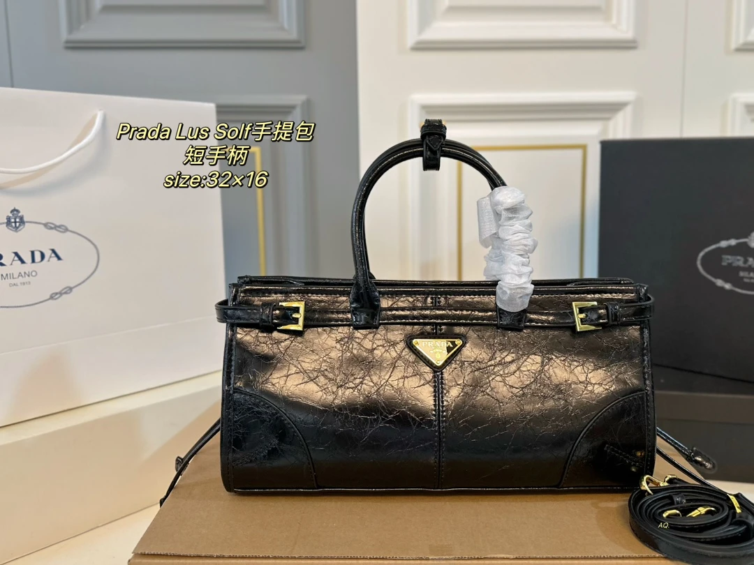Prada Bag — 67f338fa