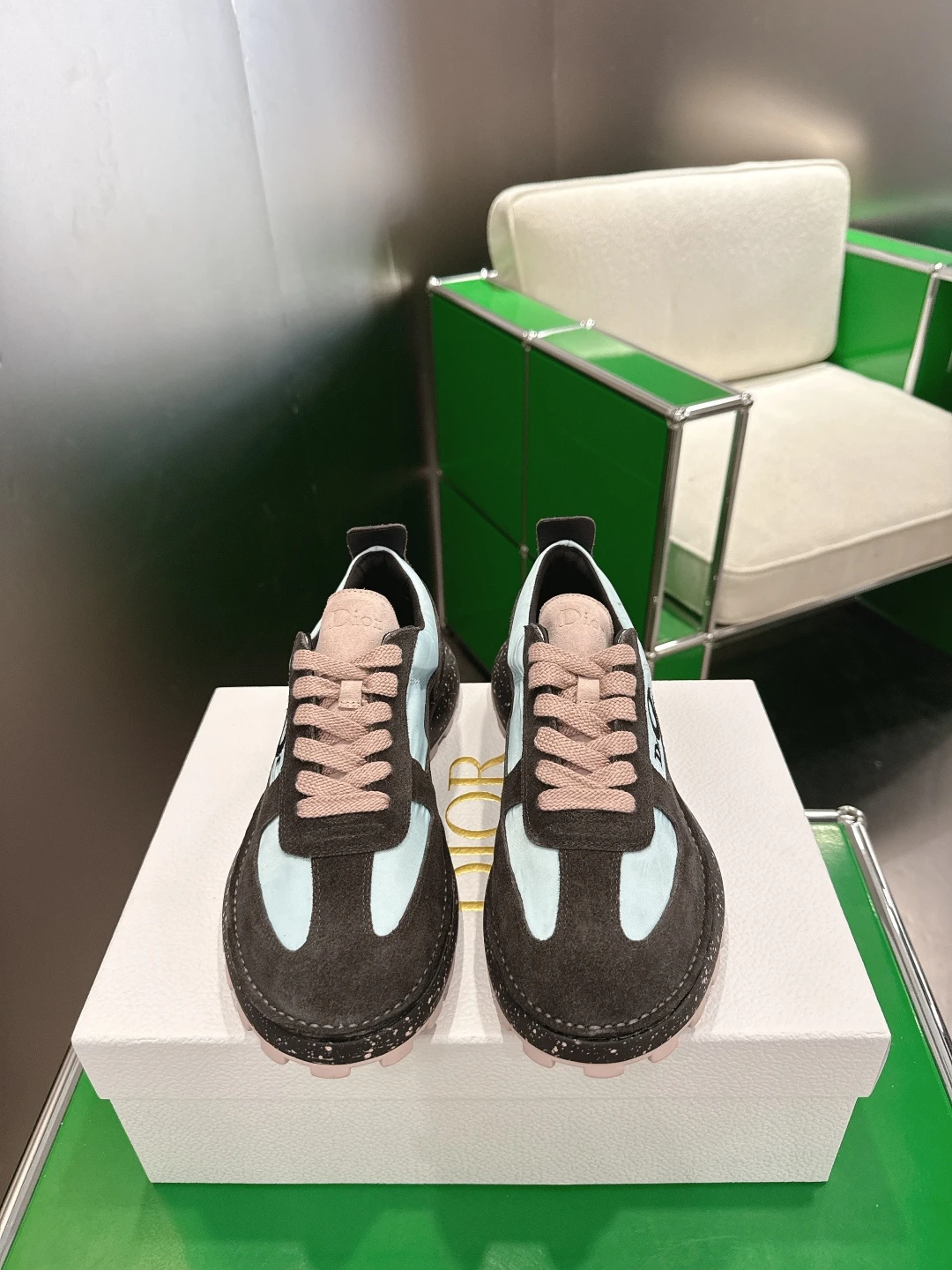 Dior Sneakers — 09938681