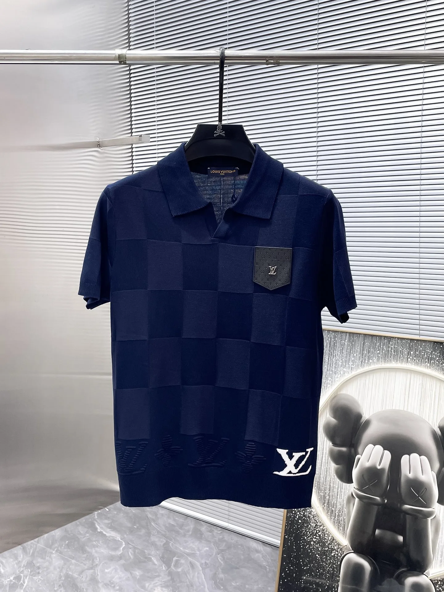 Louis Vuitton T-Shirt — 5f65e3e0