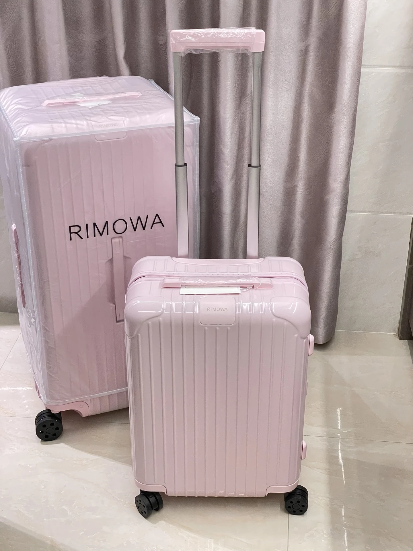 Rimowa Luggage — ba100ecb