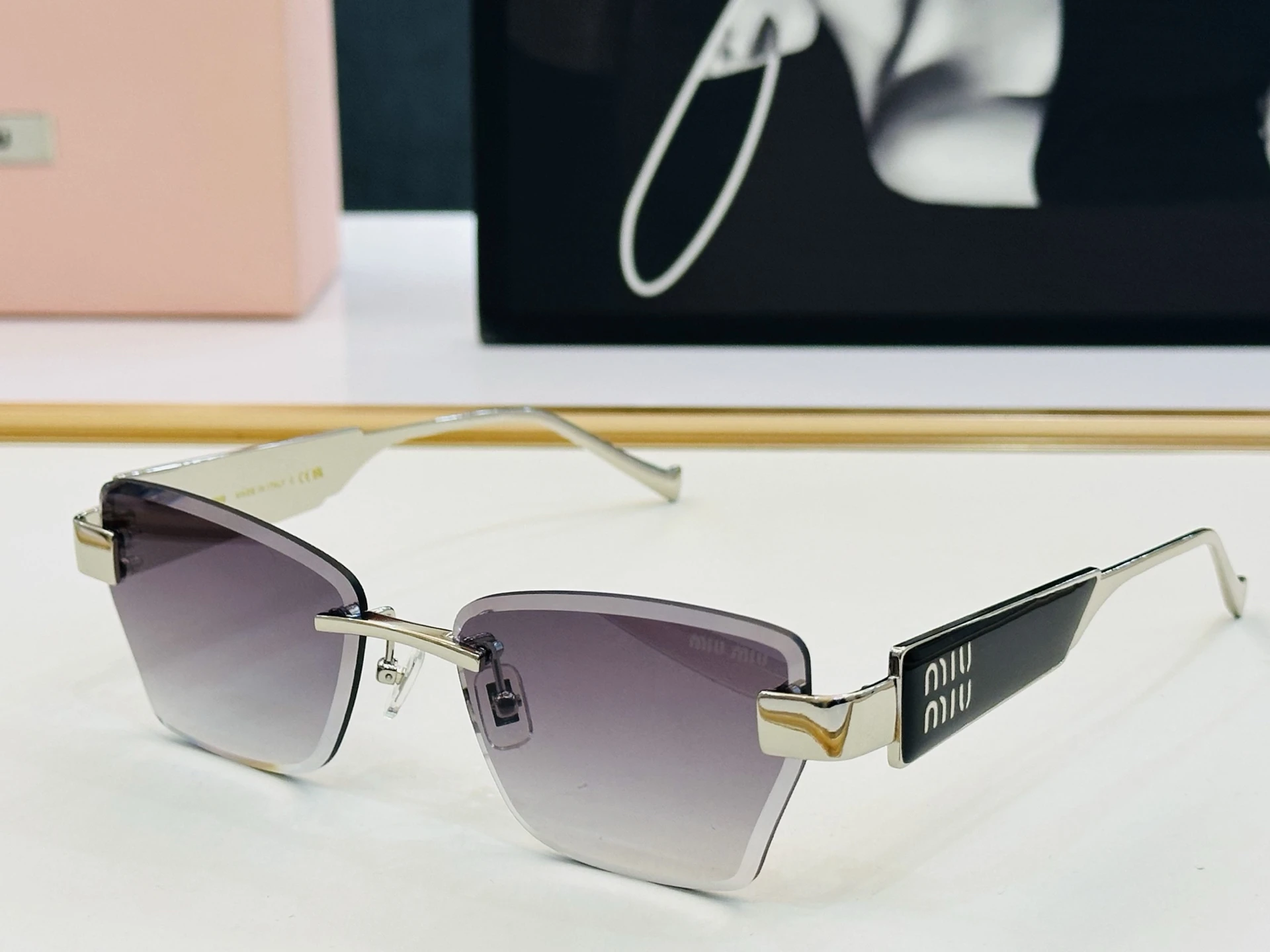 Louis Vuitton Eyewear — b2648a69