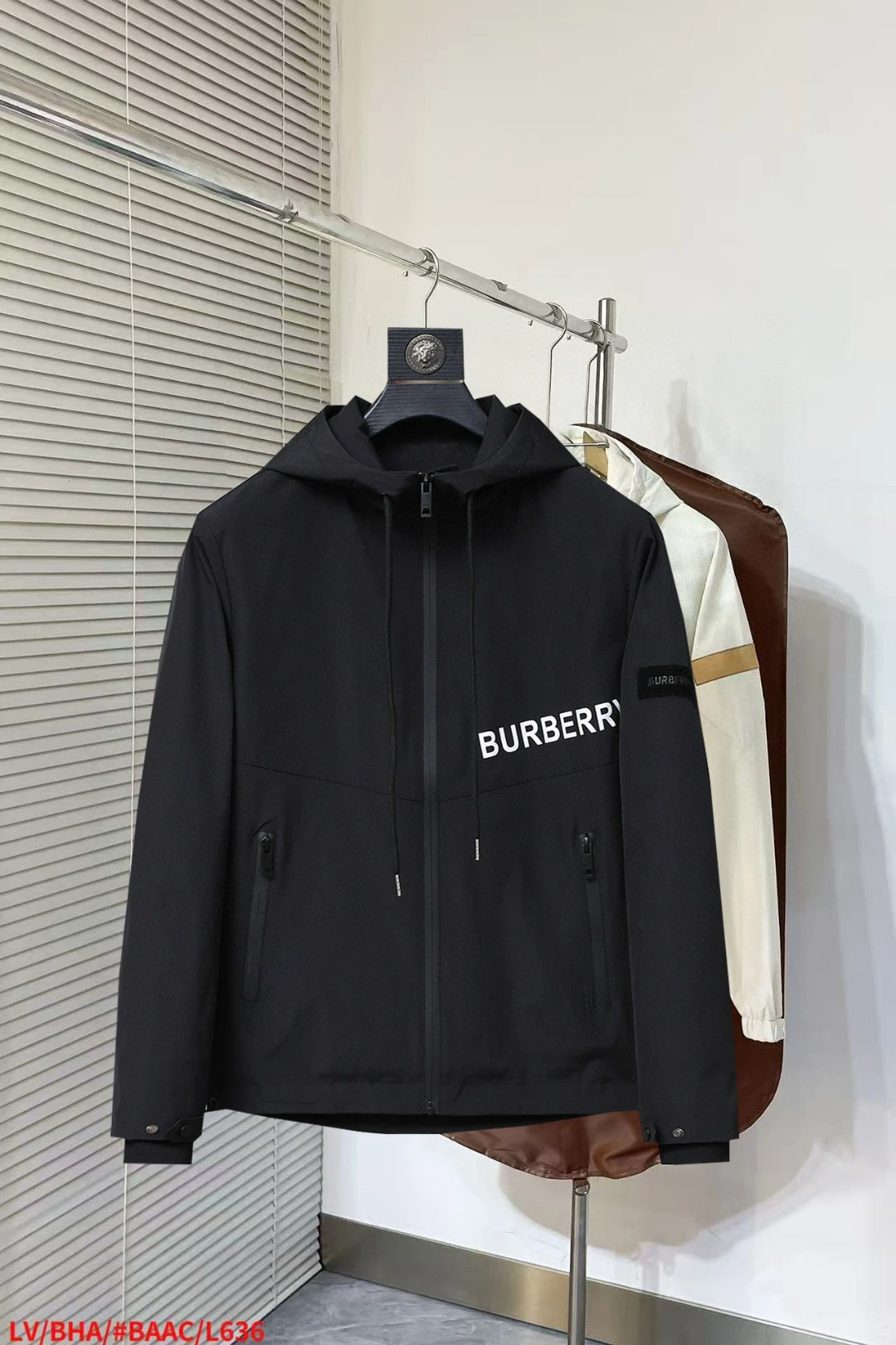 Burberry Jackets — 9dd5b1a1