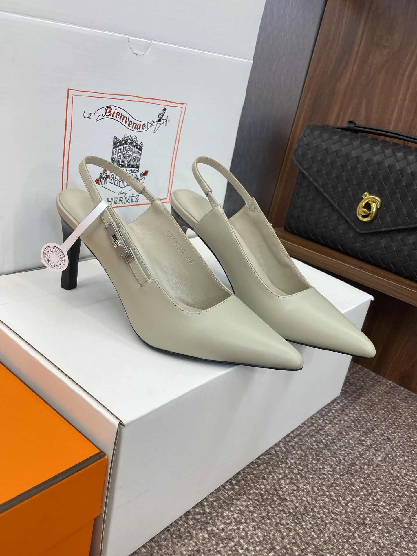 Hermès Sandals — 4fe736c8