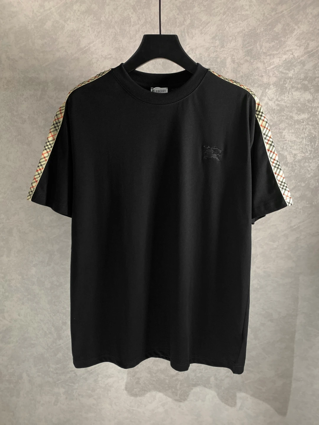 Burberry T-Shirt — 4e7ae08c