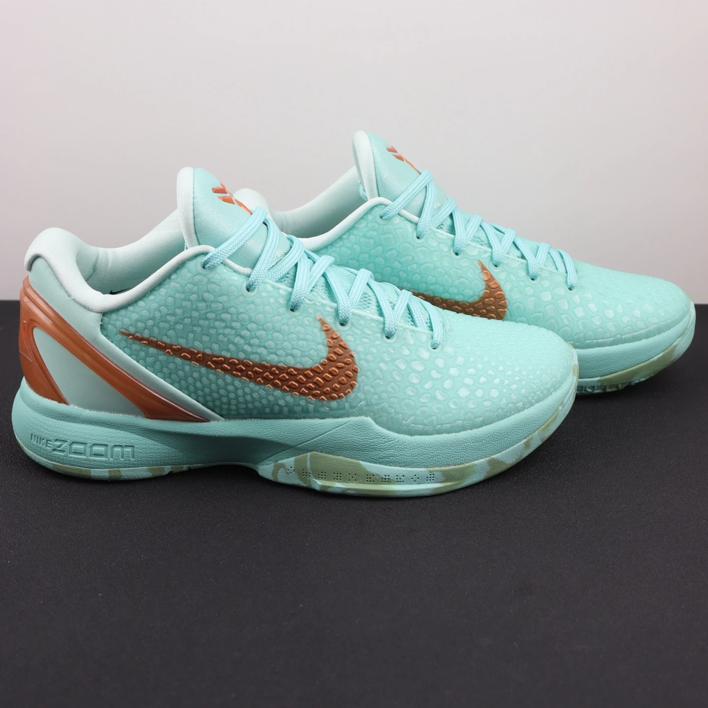 Sneakers — 89182375