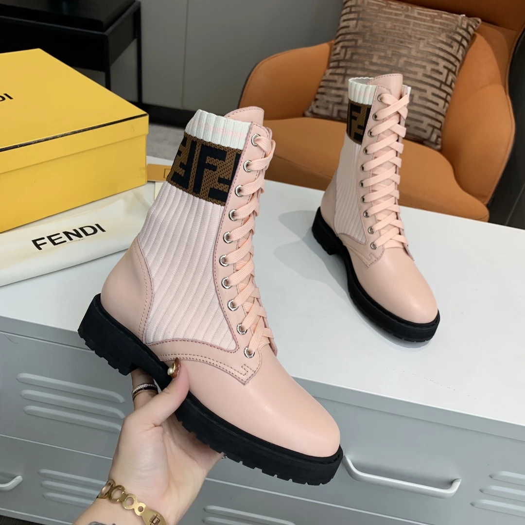 Fendi Boots — e18cb912