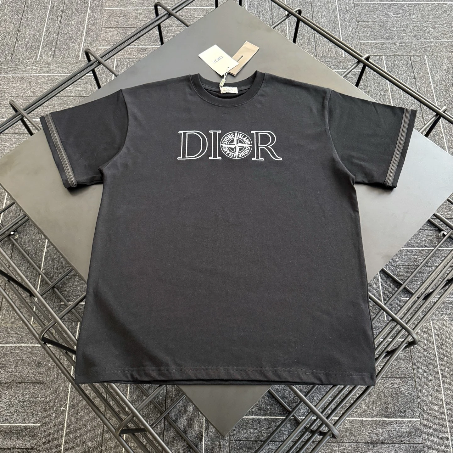 Dior T-Shirt — 75989dbe