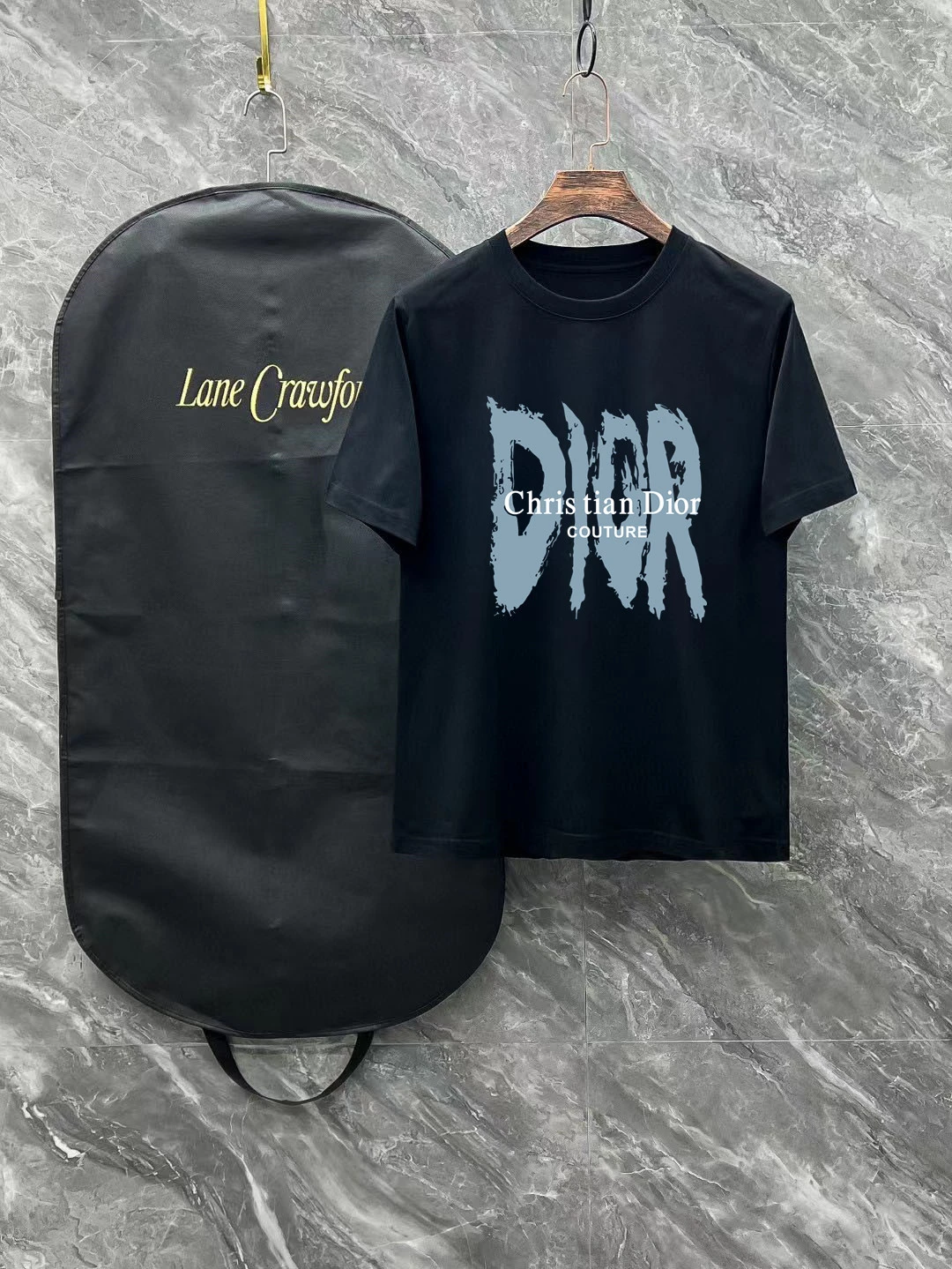 Dior T-Shirt — 57a058a1