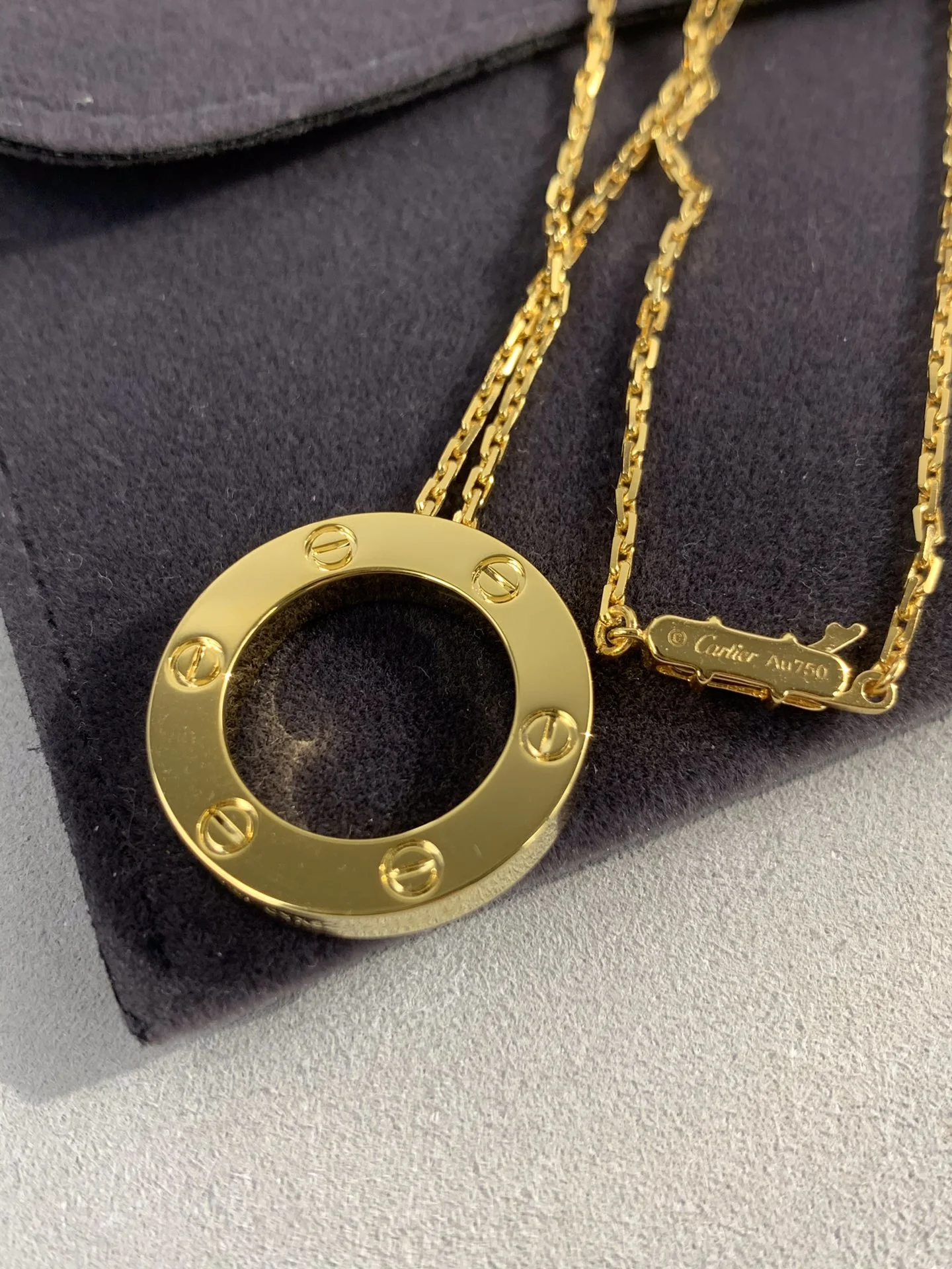 Cartier Jewellery — 8f7a4bd4