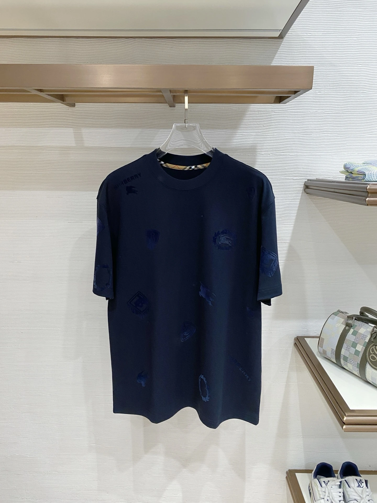 Burberry T-Shirt — 448126bb