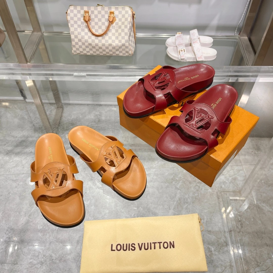 Louis Vuitton Slippers — a2354034