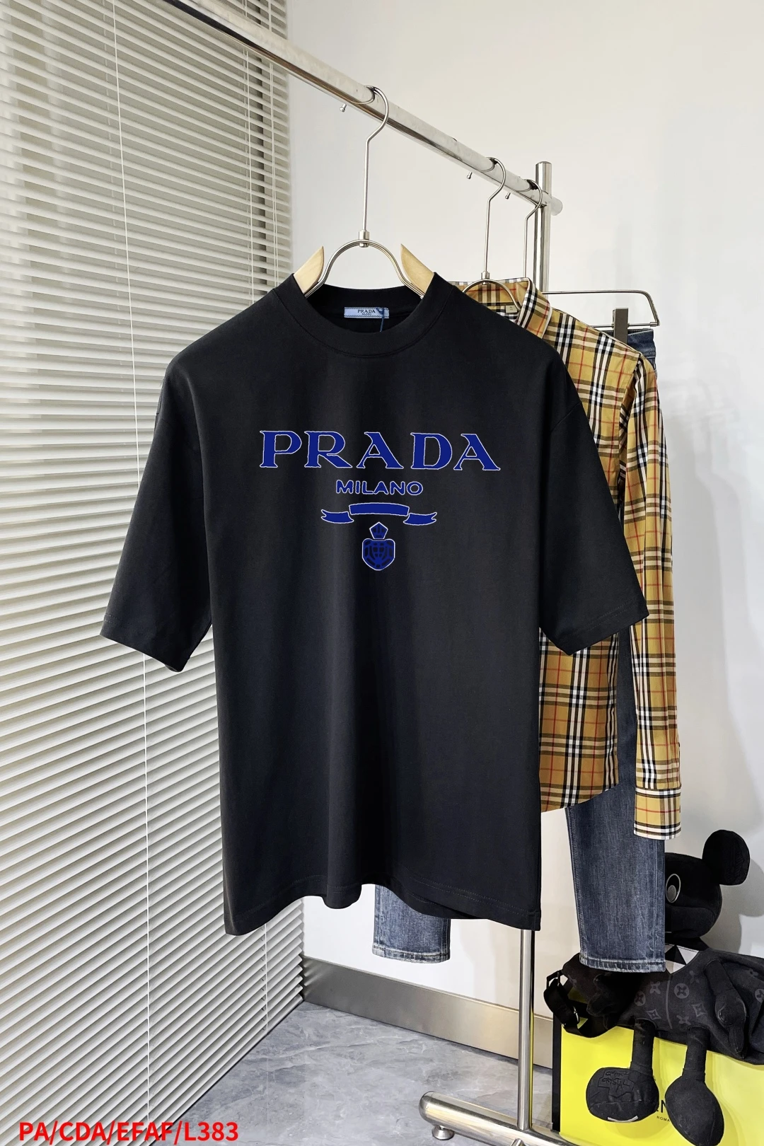 Prada T-Shirt — dc879647