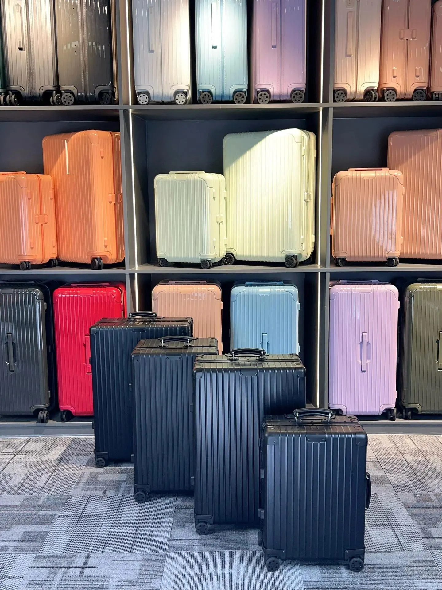 Luggage — f18234fd