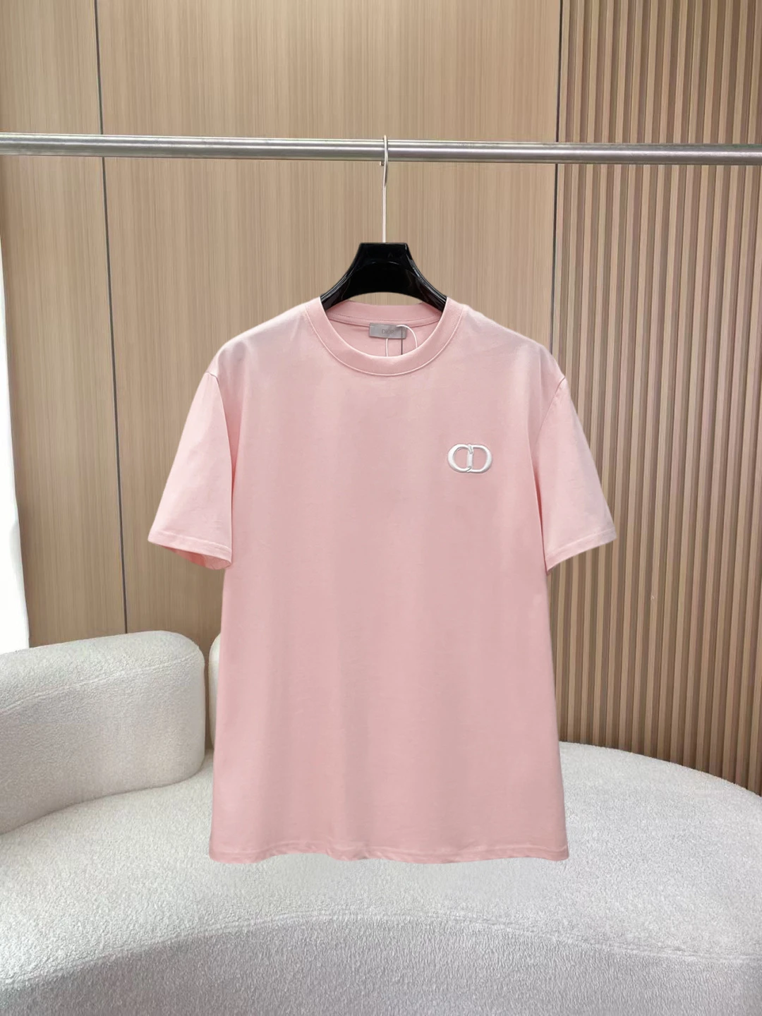 Dior T-Shirt — 57d7a742