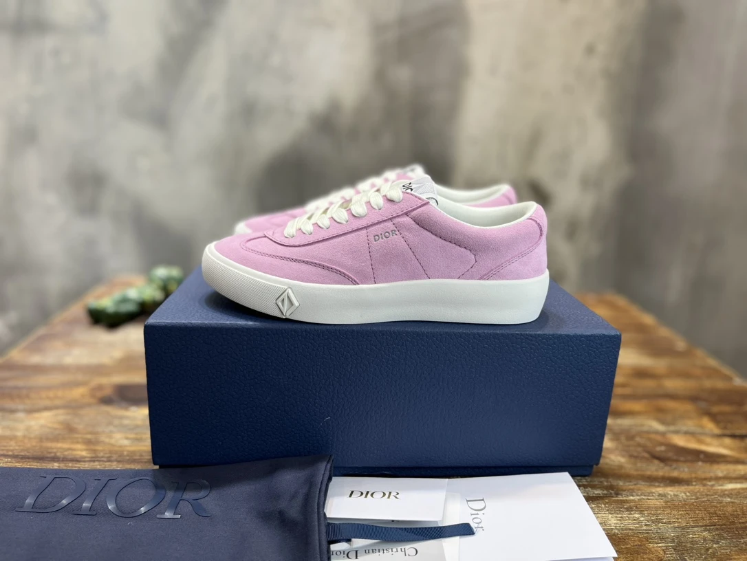 Dior Sneakers — e9b3afd4