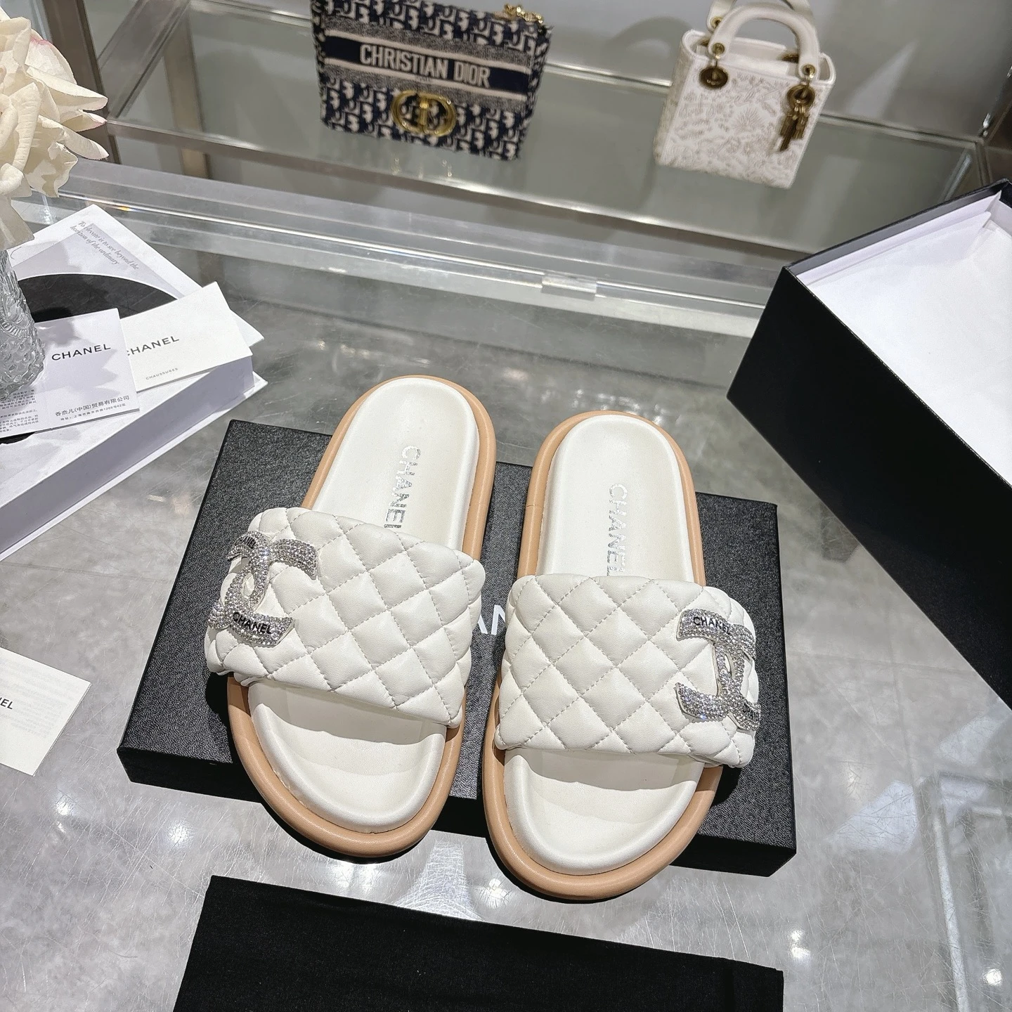 Chanel Slippers — 57c8d118