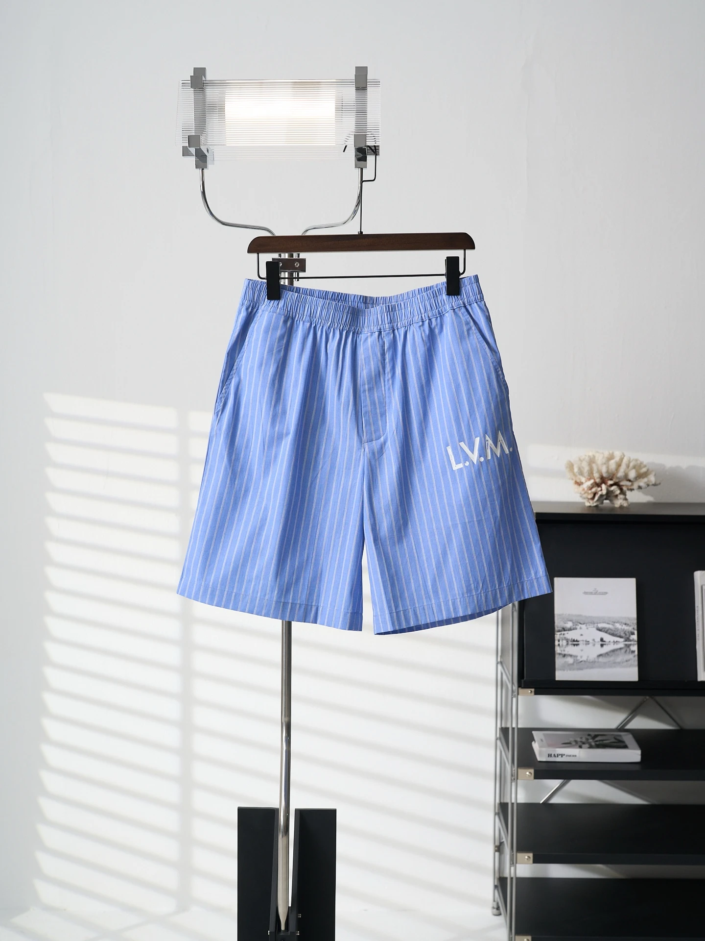 Louis Vuitton Shorts — 9dd53093