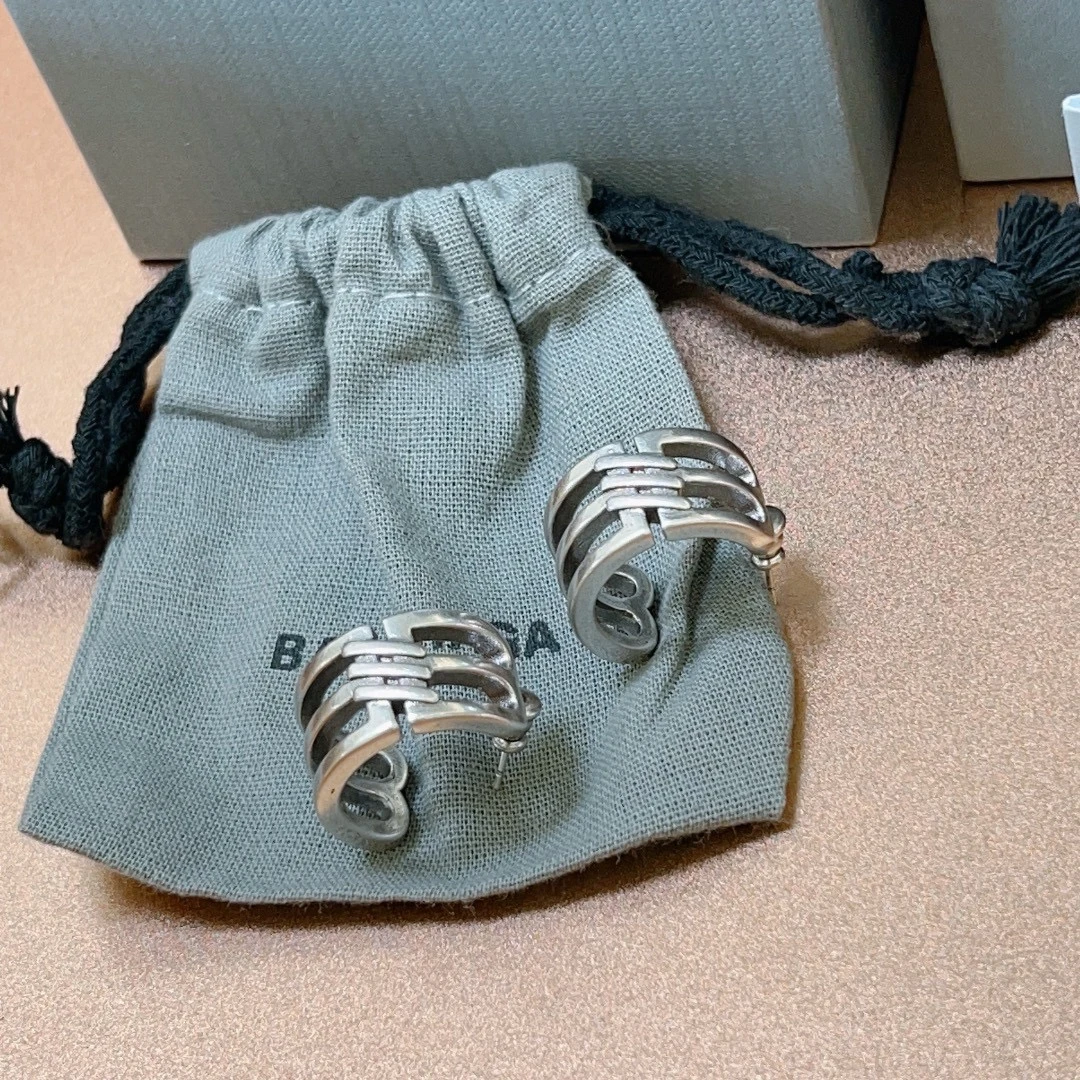 Balenciaga Jewellery — 26bb2ea2