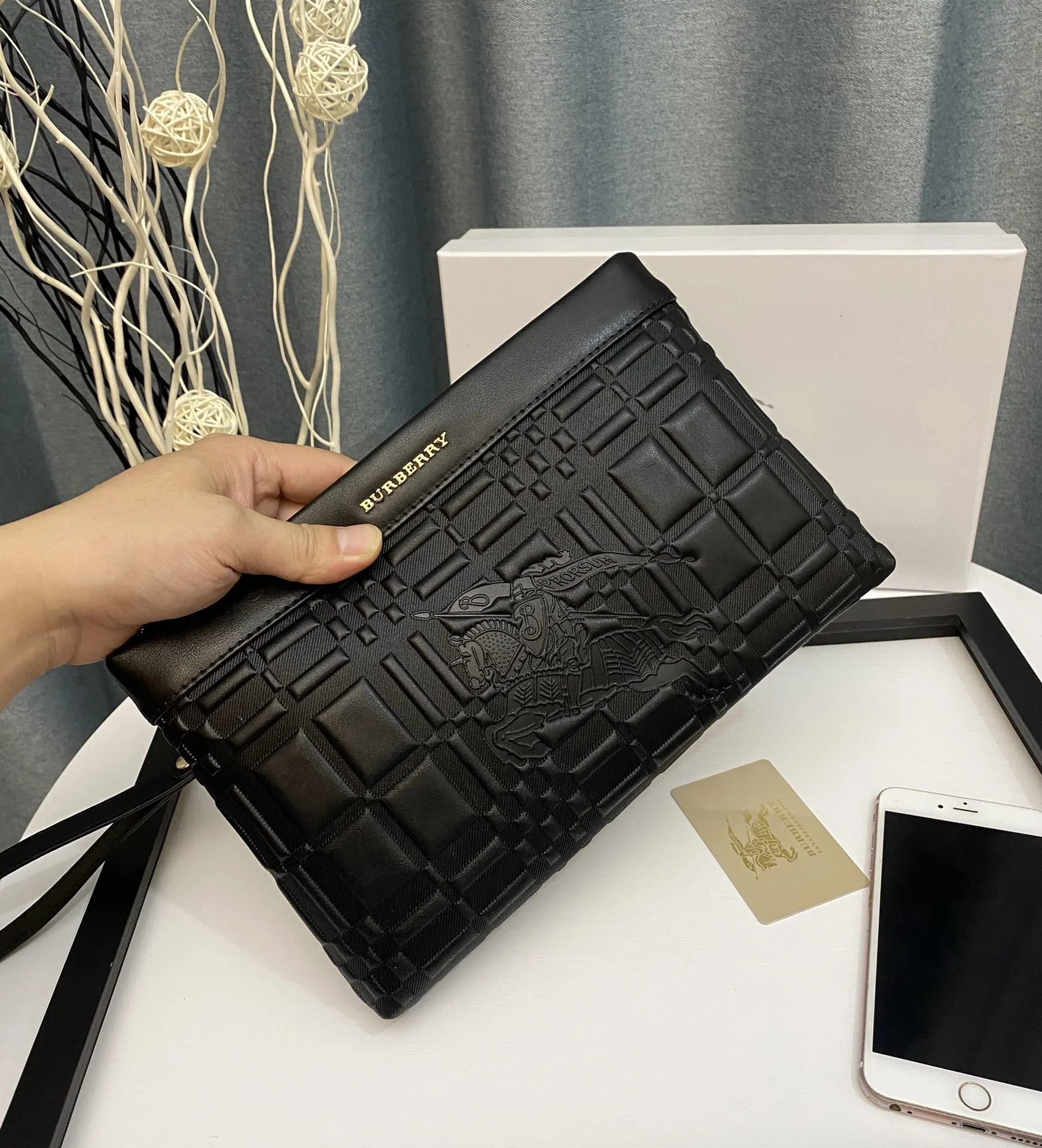 Burberry Bag — 68608118