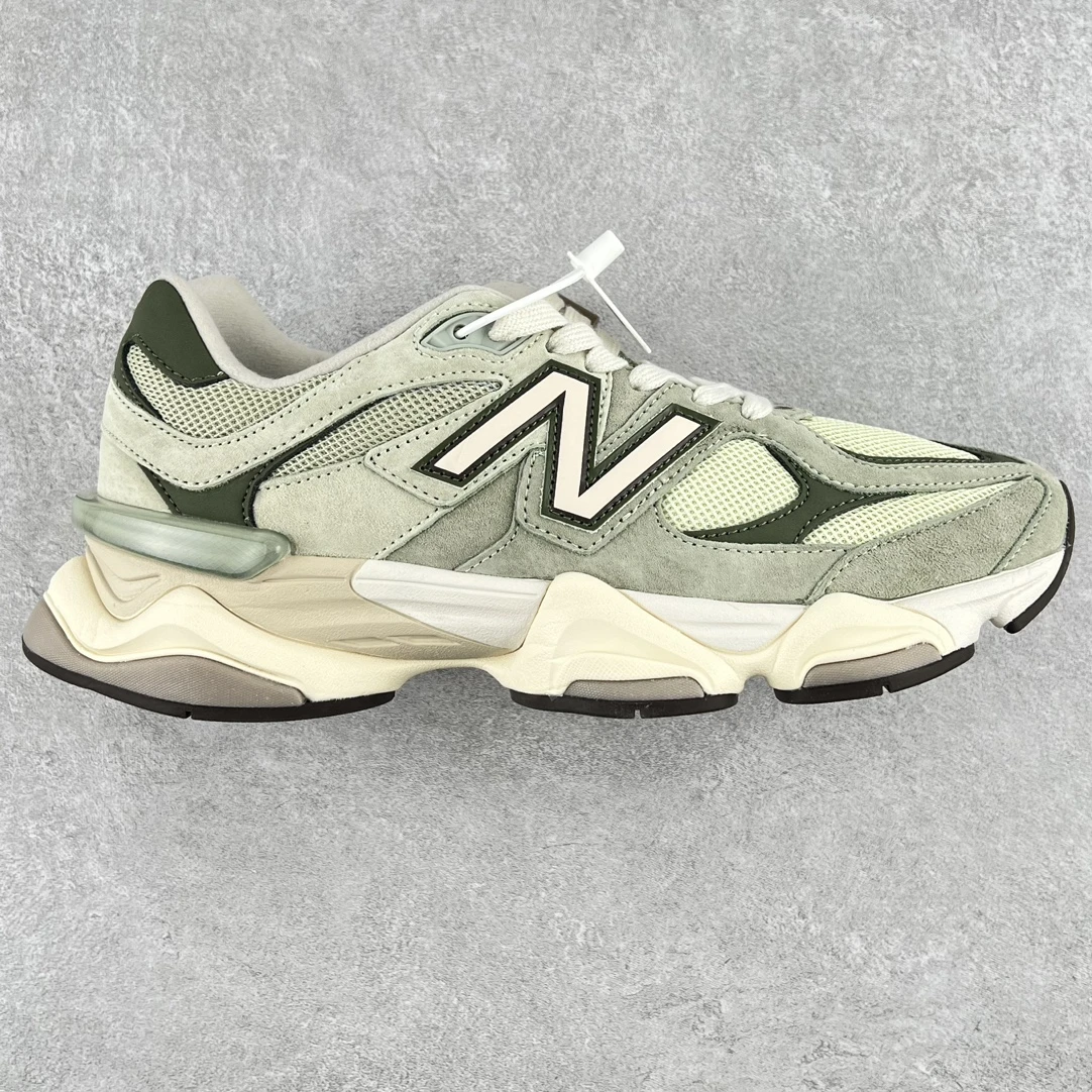 New Balance Sneakers — 36dc9fdf