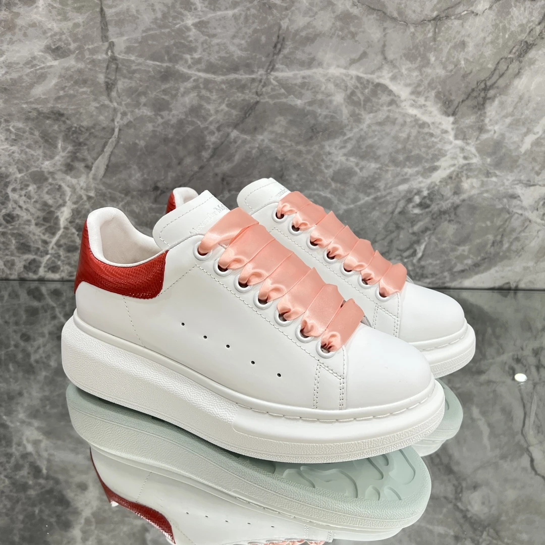 Alexander McQueen Sneakers — 045ca427