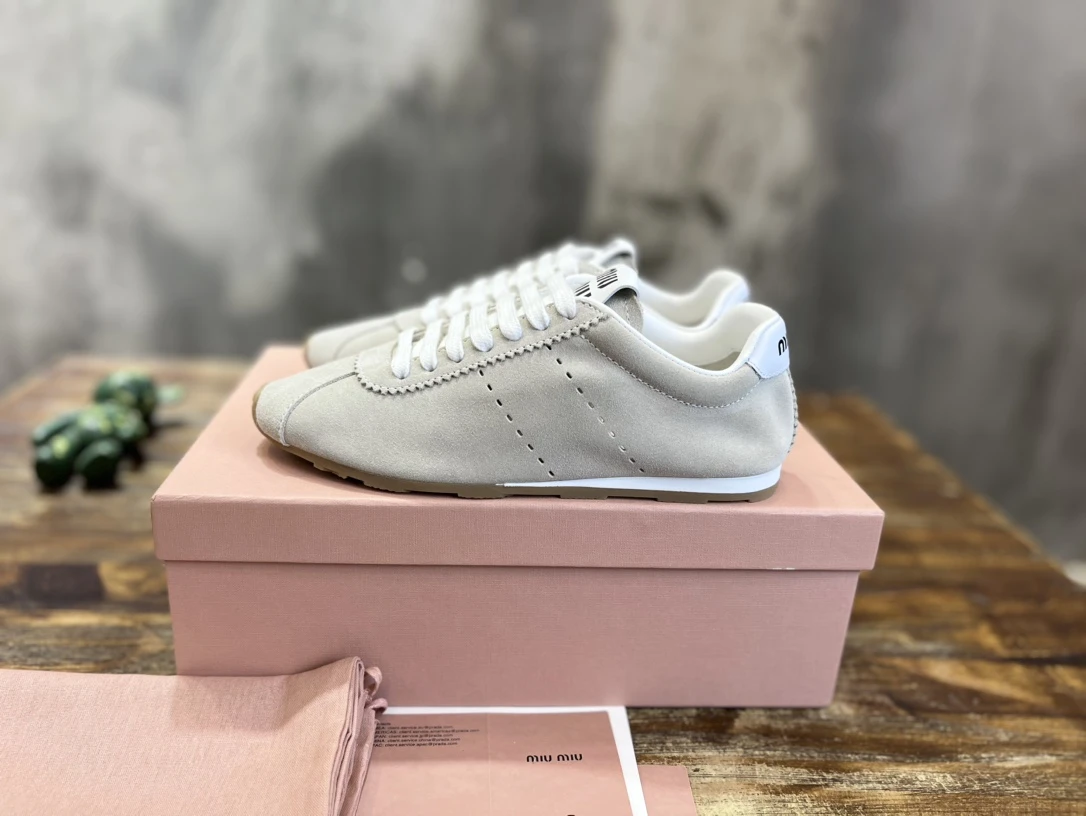 Miu Miu Sneakers — 807fa549