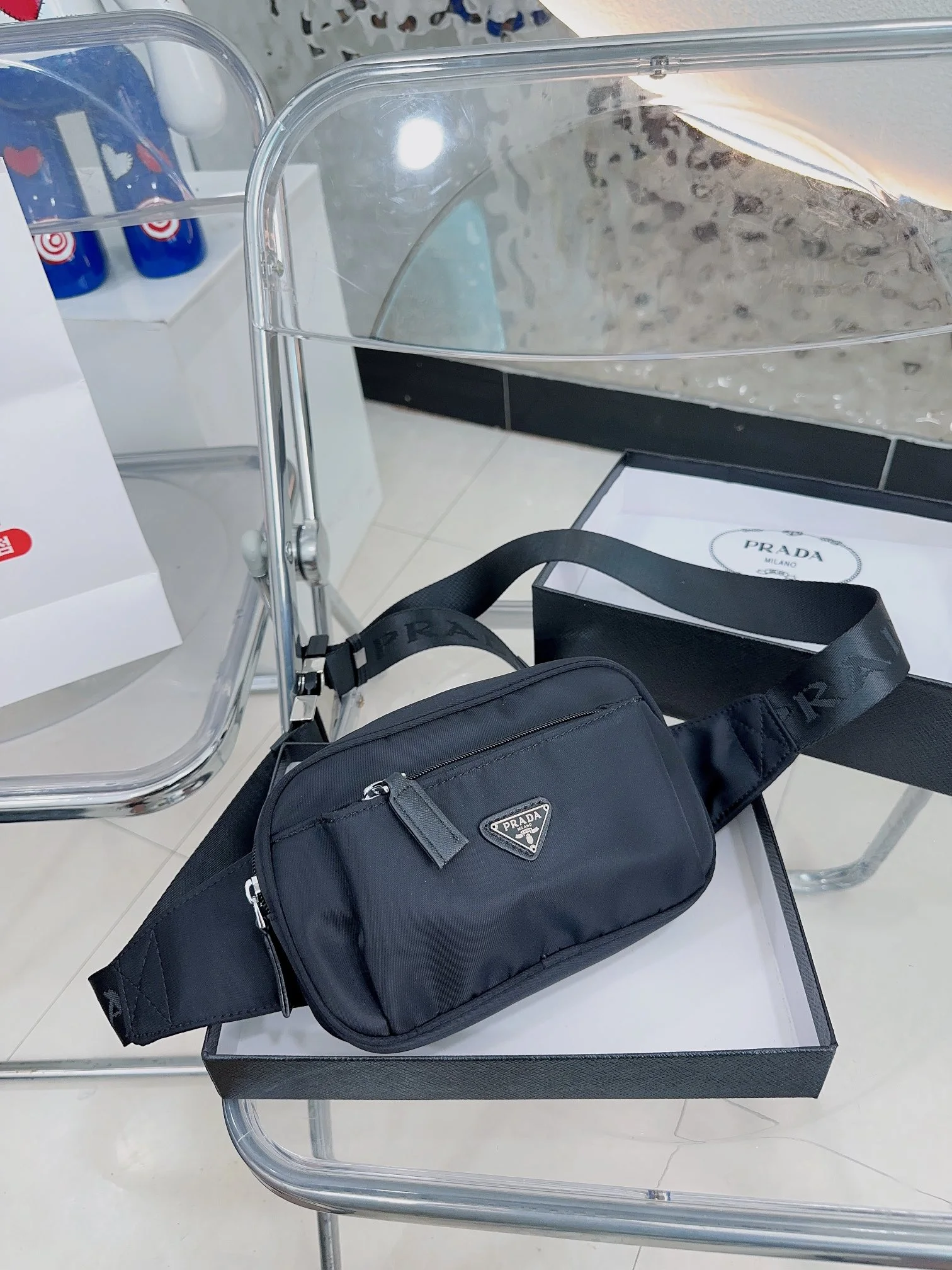 Prada Bag — d286fbc7