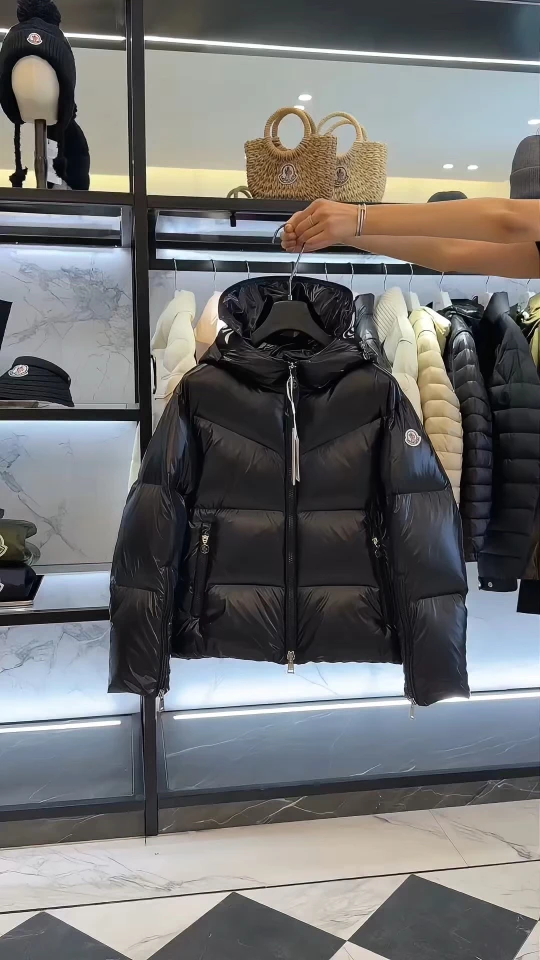 Moncler Down Jackets — 38ae38c8