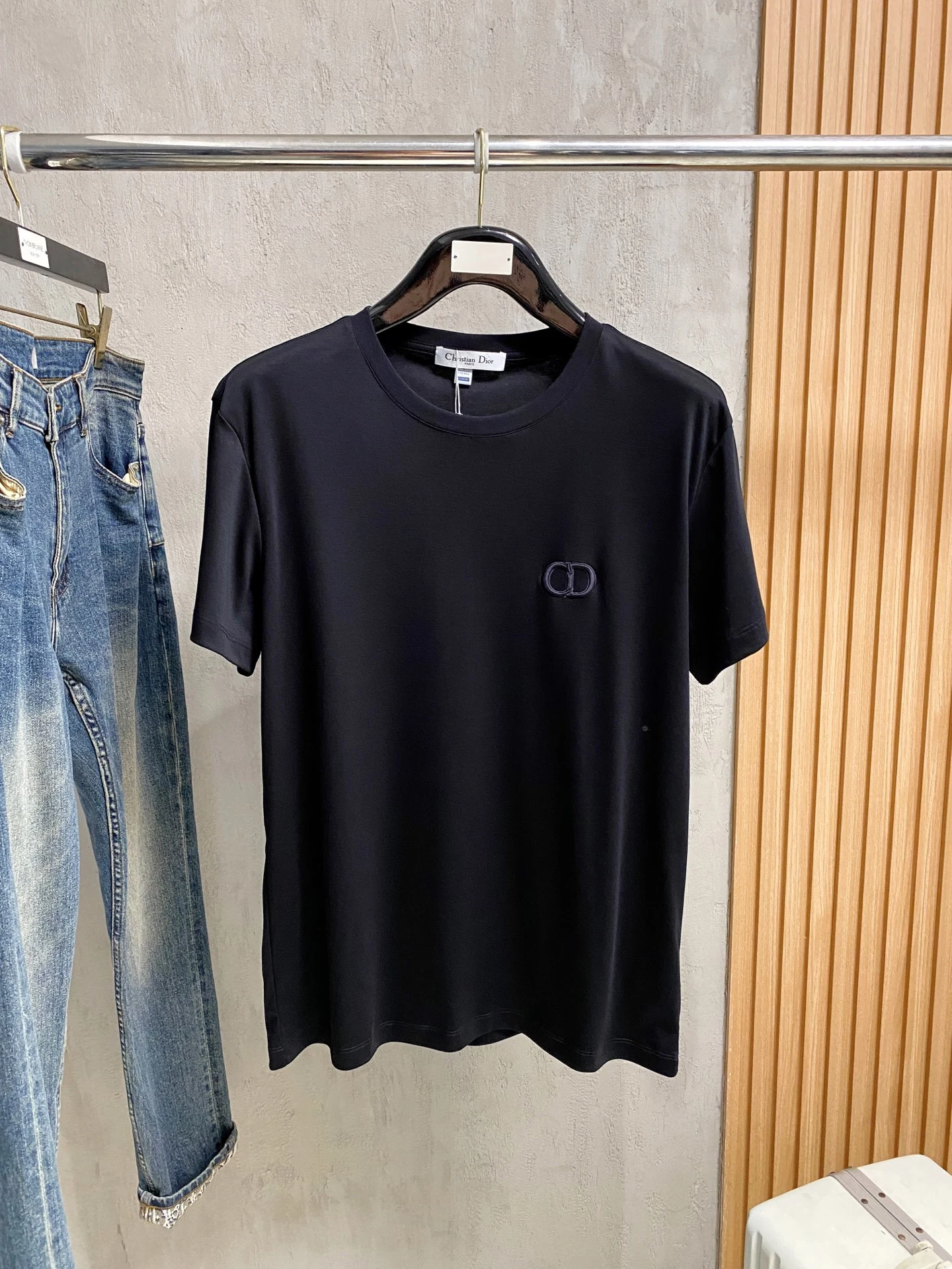 Dior T-Shirt — b65397e2
