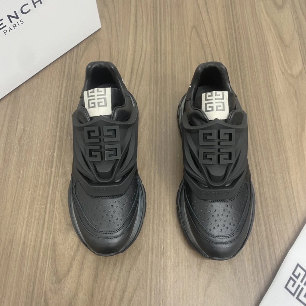 Givenchy Shoes — 58bbf555